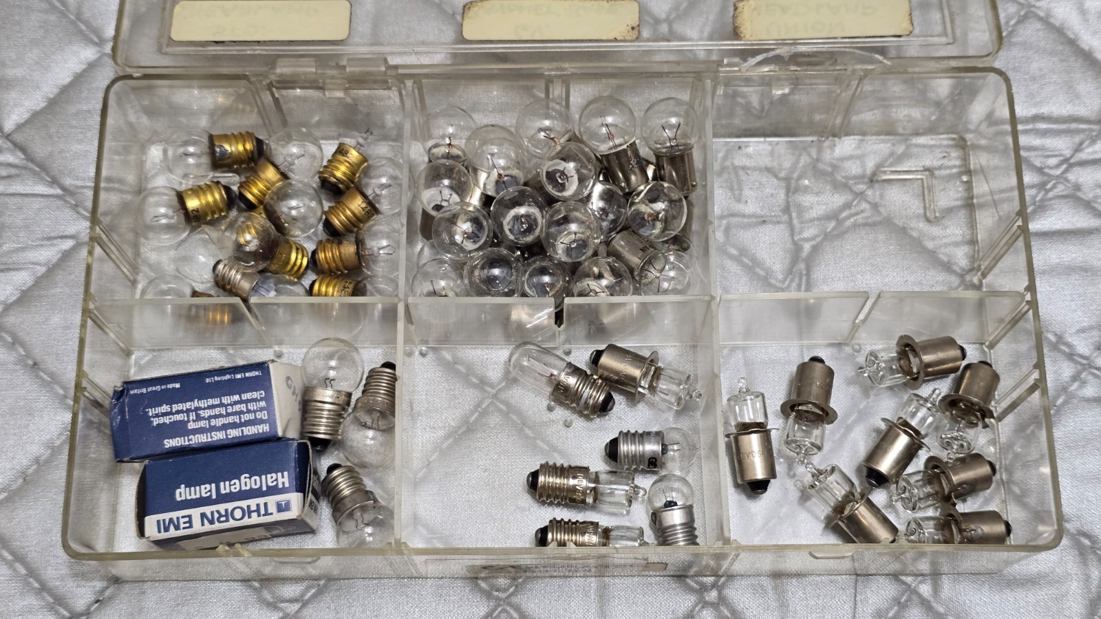 Vintage Small 6 & 8 Volt Light Bulbs of Various Types – Lot