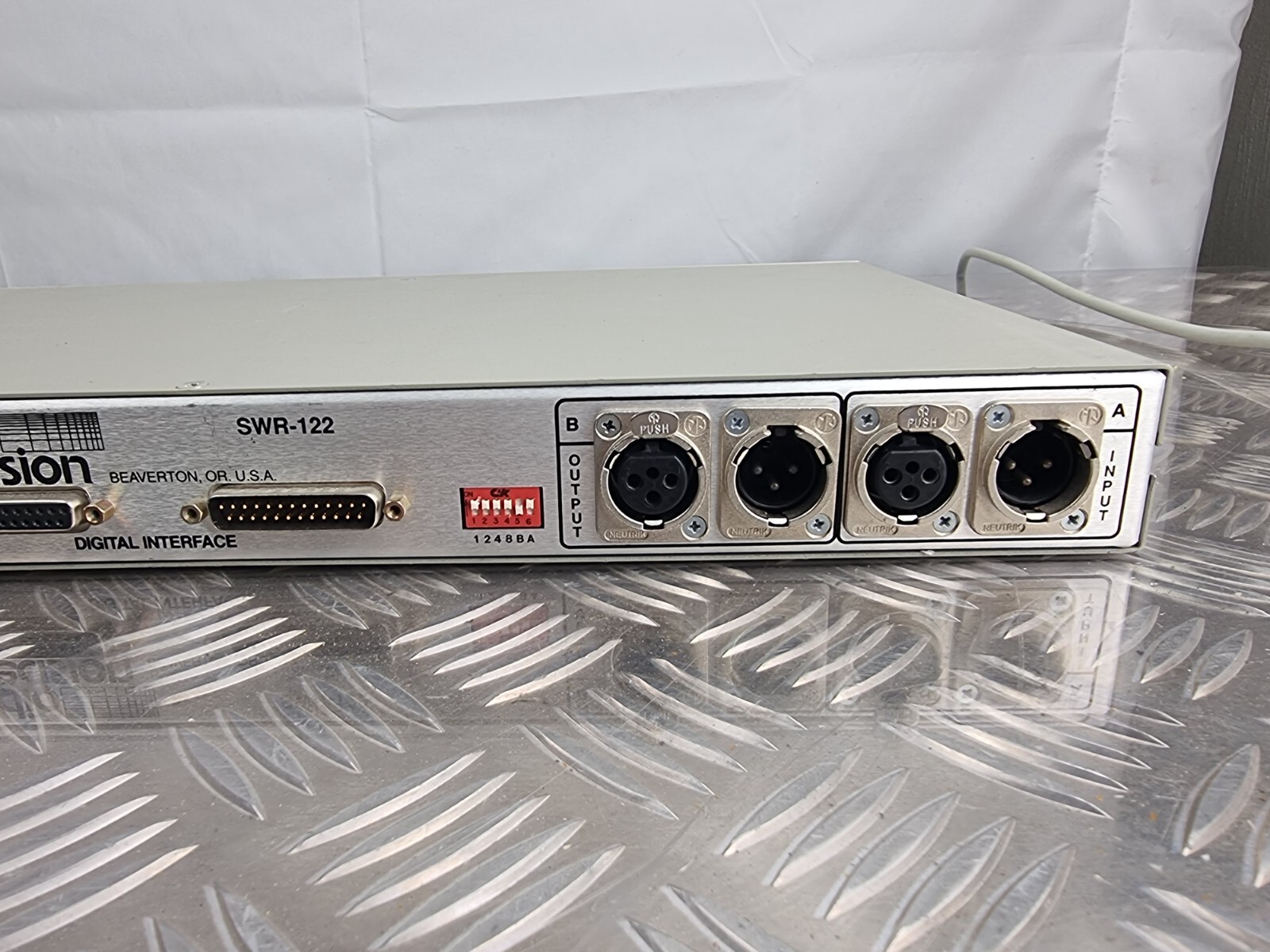 Audio Precision SWR-122P