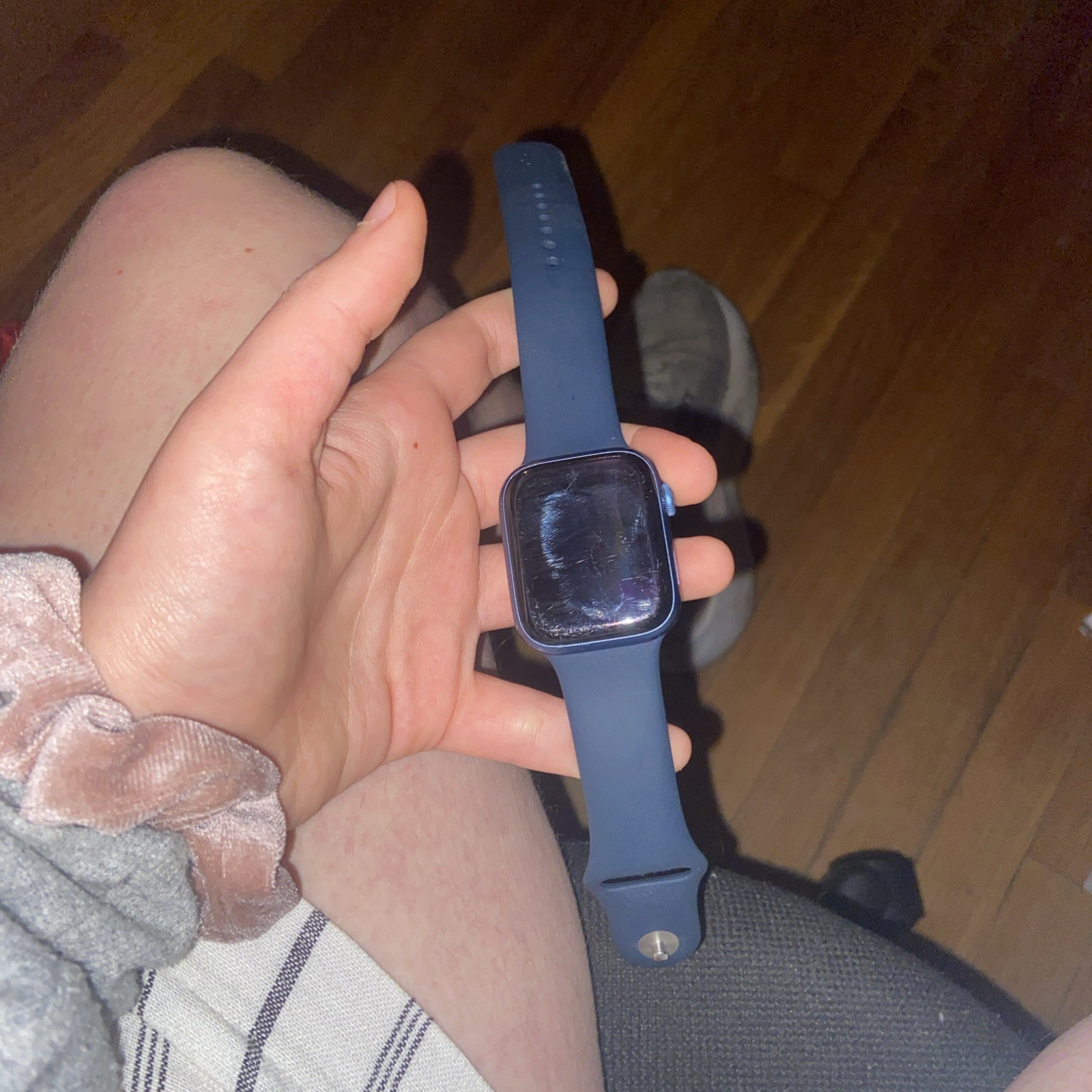 Apple Watch Series 7 WITH CHARGER