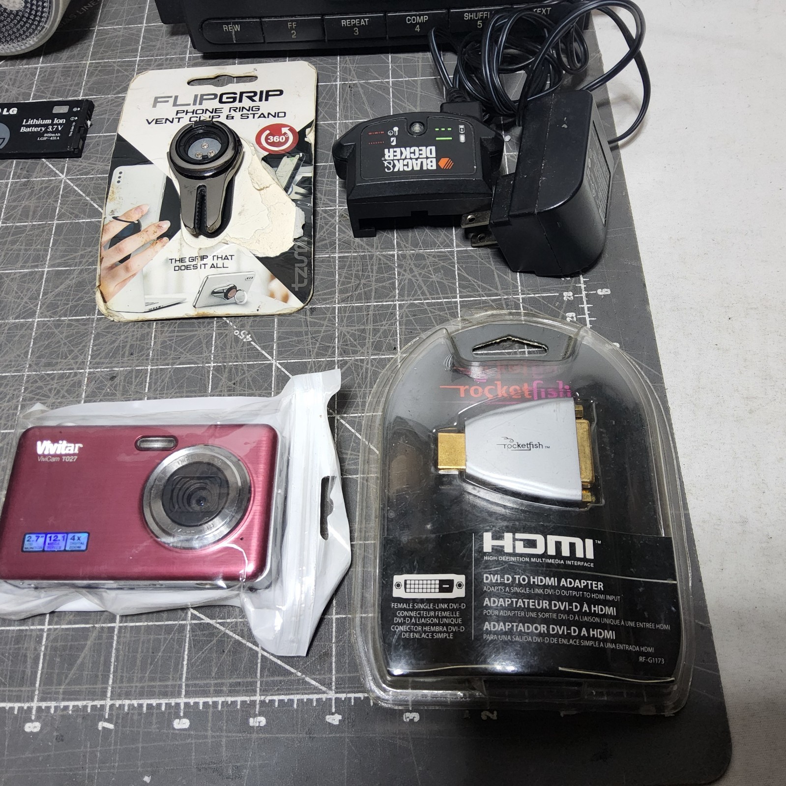 12 Electronic devices parts some working untested repairs step counter boom box