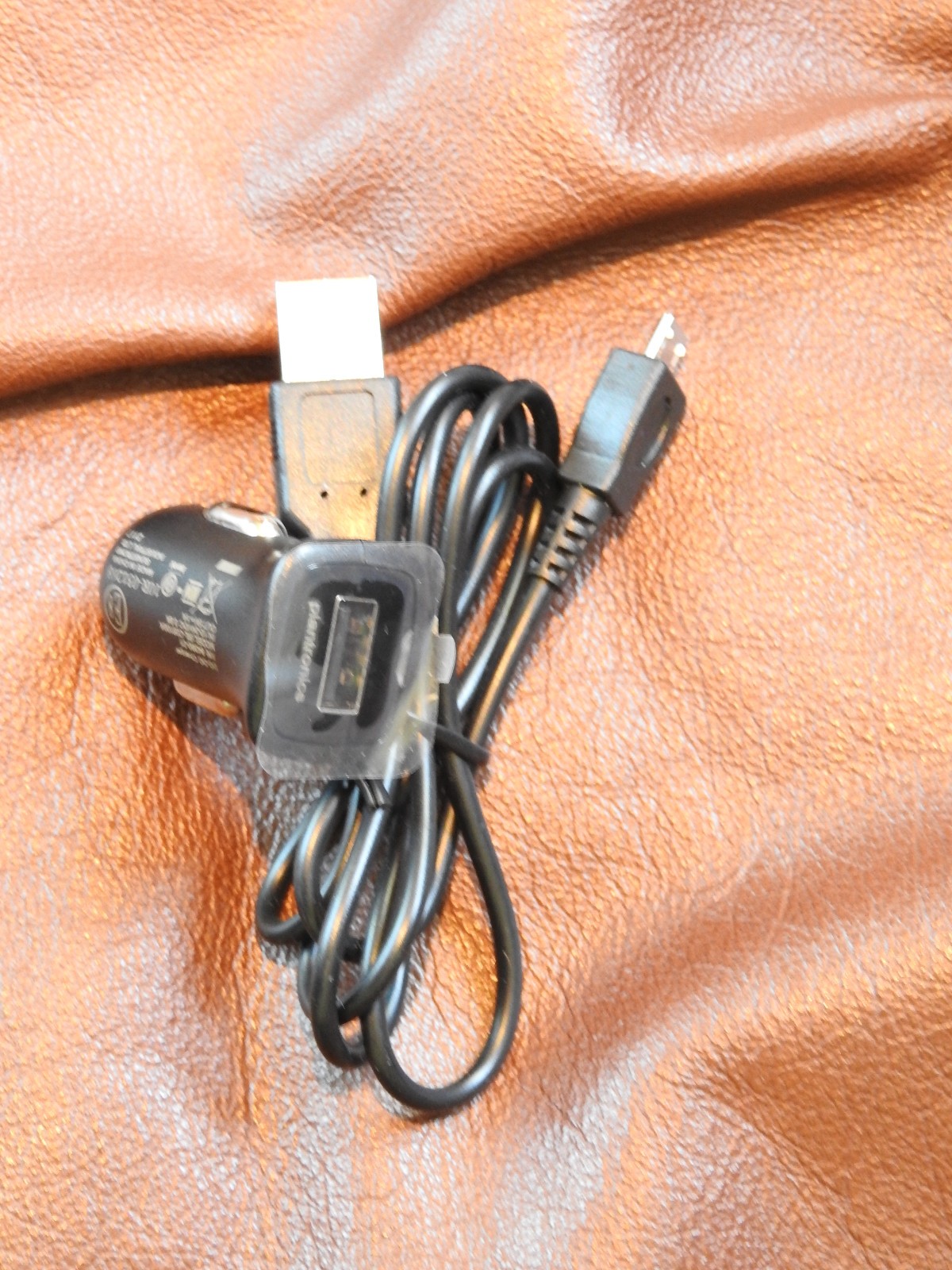 Original Plantronics Fast USB Car Charger 84390-01 SIL-C05100A