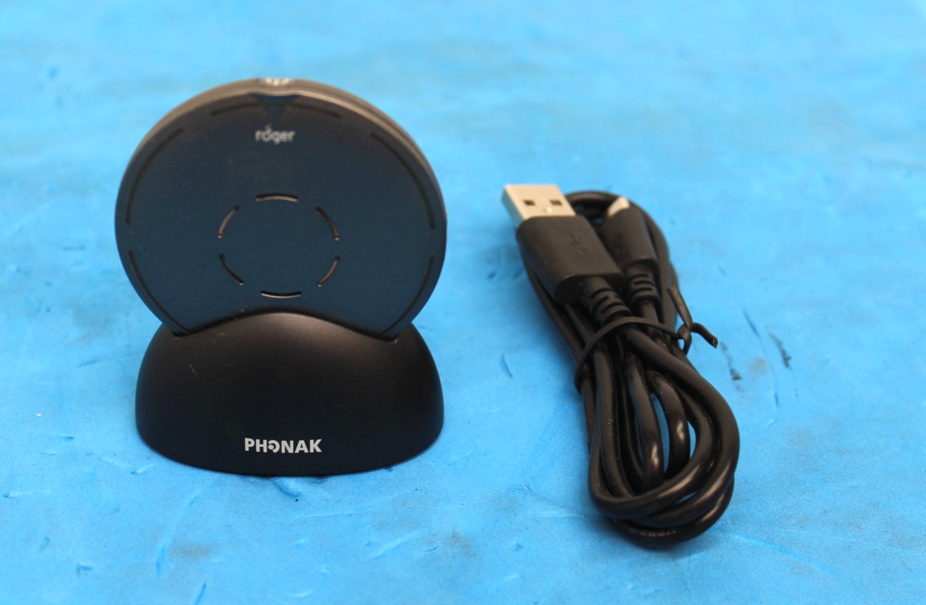 PHONAK ROGER SELECT & CHARGING DOCK PARTS/REPAIR POWER-ON ONLY *READ* T9-C15