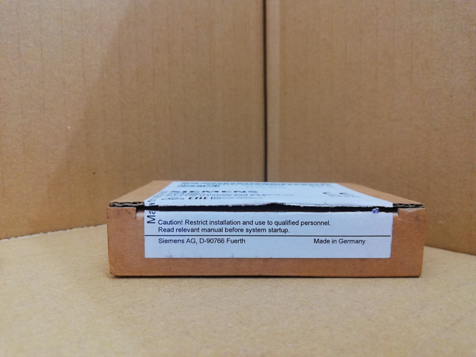 Siemens 6AG1134-4GB11-2AB0 SIPLUS ET 200S EM 2AI I-4-wire transducer.