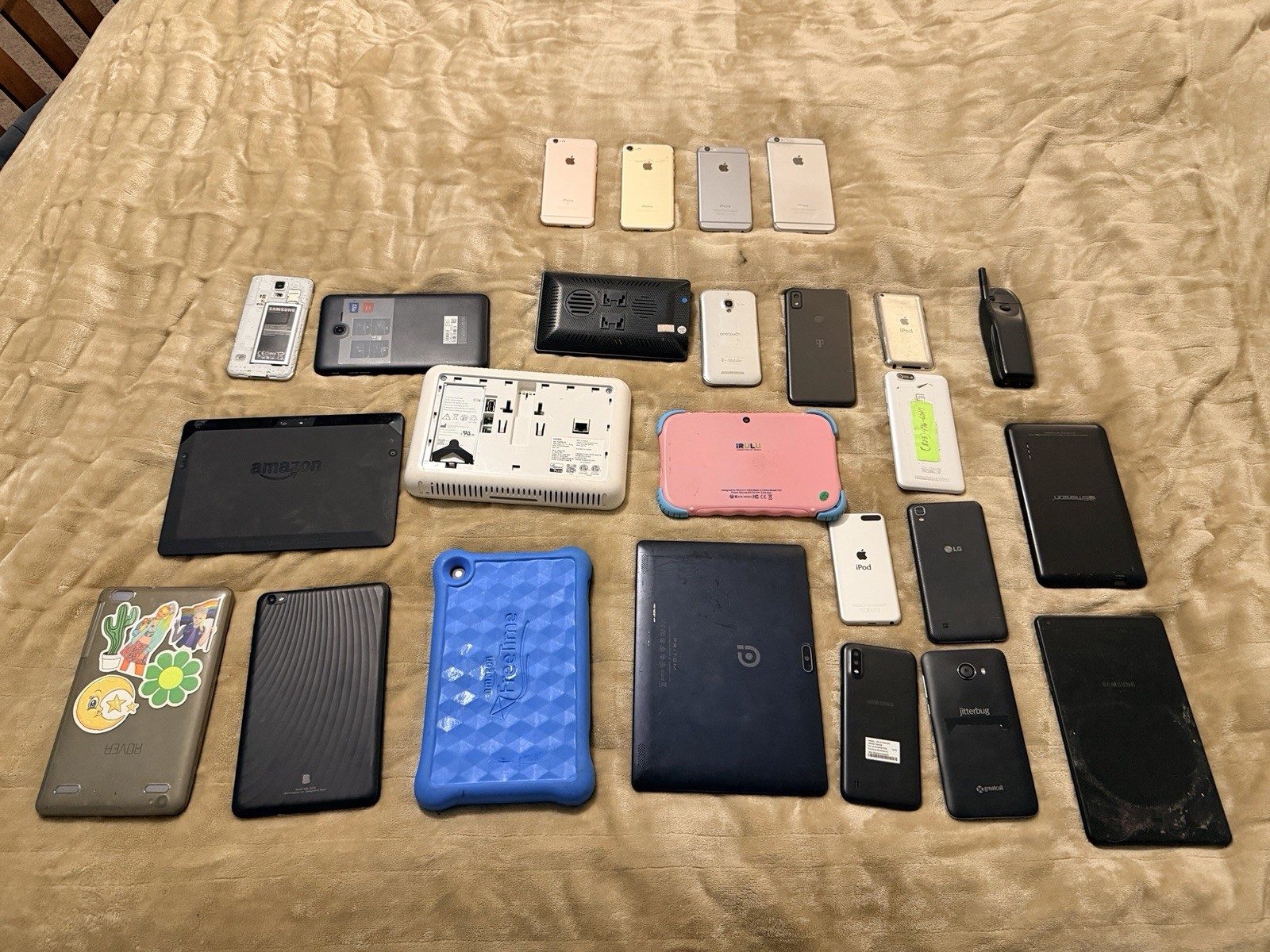 Lot Of 25x Phones and Tablets (Apple, Samsung, Amazon, etc.) 🔥🔥