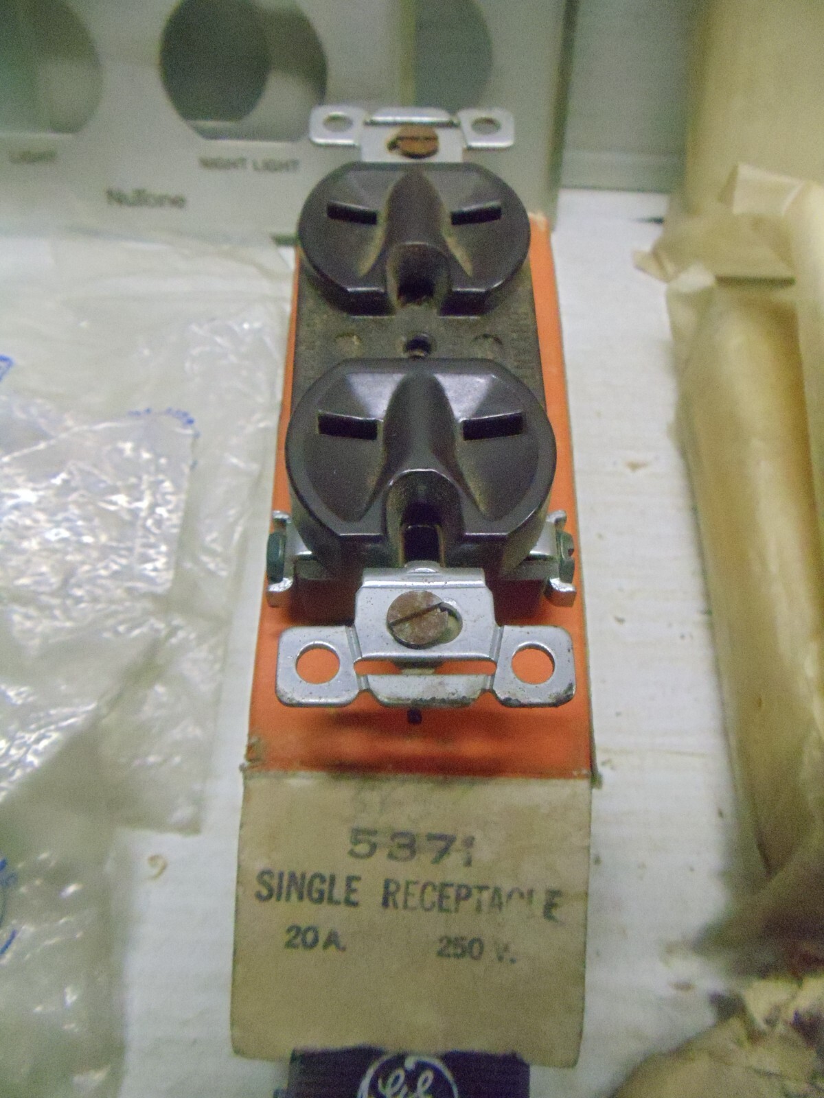 LOT MISC. ELECTRIC ELECTRICAL WIRING PARTS ROTOR OUTLET SUTTLE 1 GE COVER new