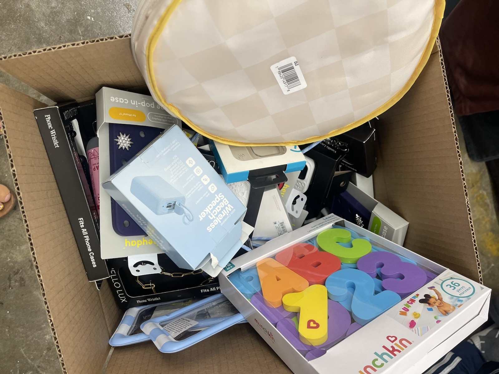 munchkin Mystery Box Consumer Electronics Mixed Lot Bluetooth Wireless Speaker