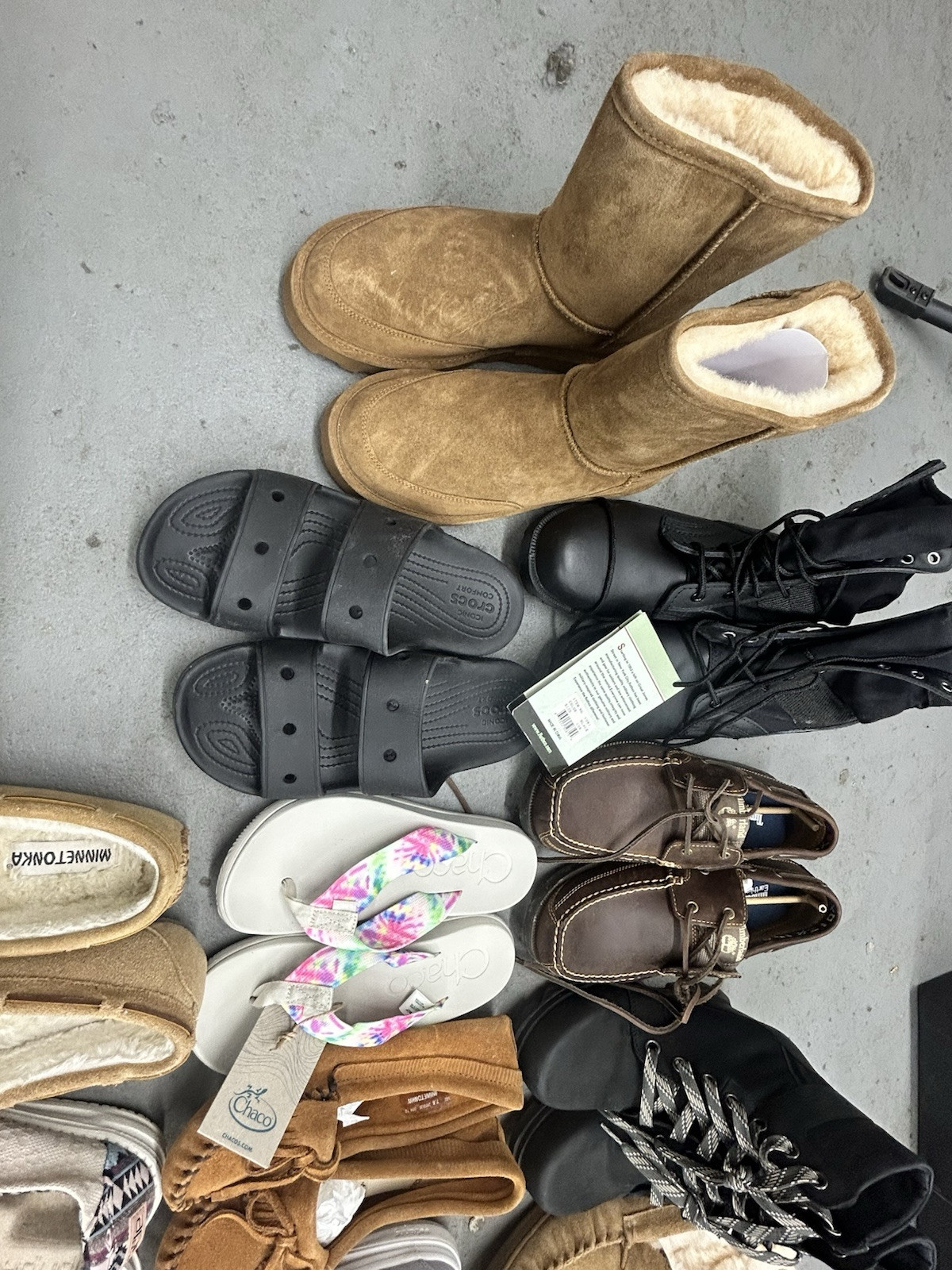 Amazon Wholesale Lot Of 35 Bearpaw, Rothco, Crocs, Boots Shoes Aftershokz + More