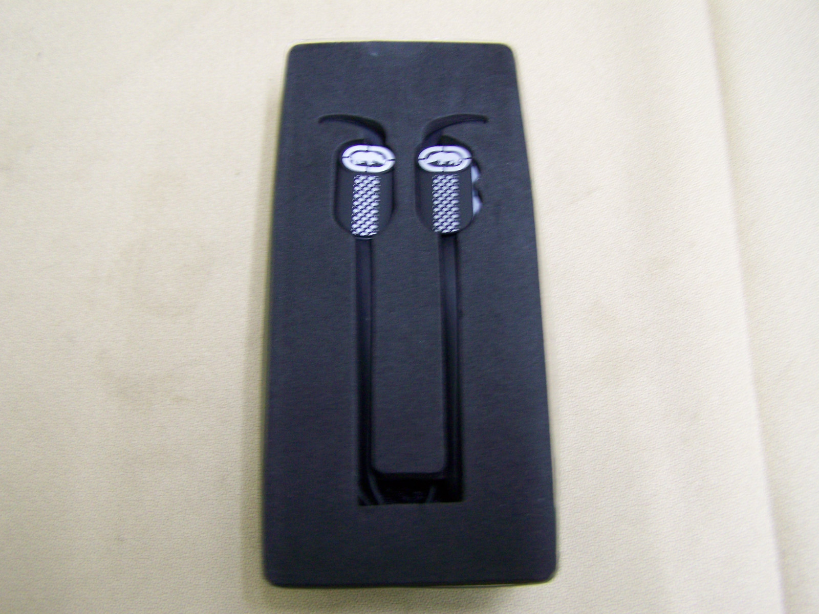 ECKOUNLTD EARBUDS Runner Bluetooth Earphones BLACK