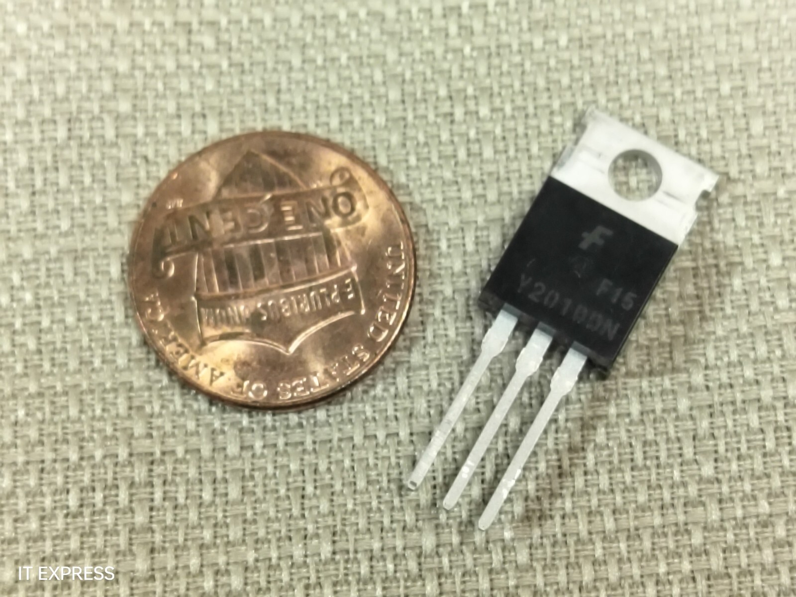 ON-SEMI 20A 100V Low Forward Voltage Schottky Rectifier MBRF20100CTG TO-220