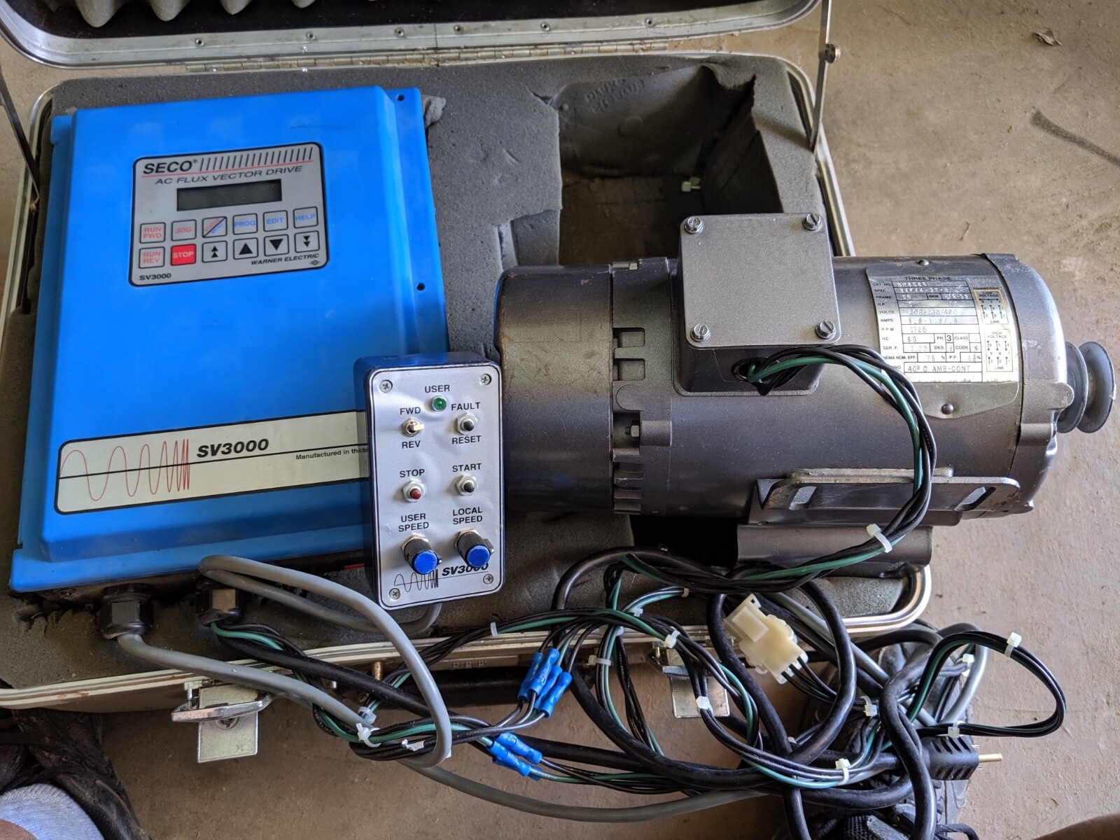 Seco AC Flux Vector Drive SV3000 with motor. 