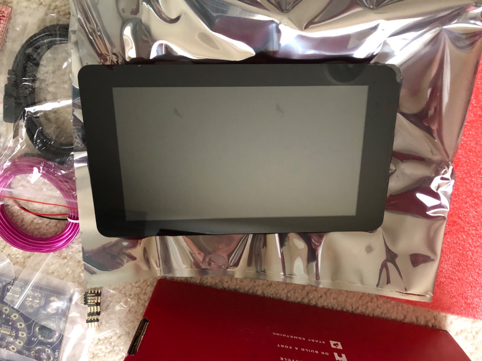 Sparkfun Electronics Mystery Box (w/7″ Rasp. Pi Touchscreen) – Unused