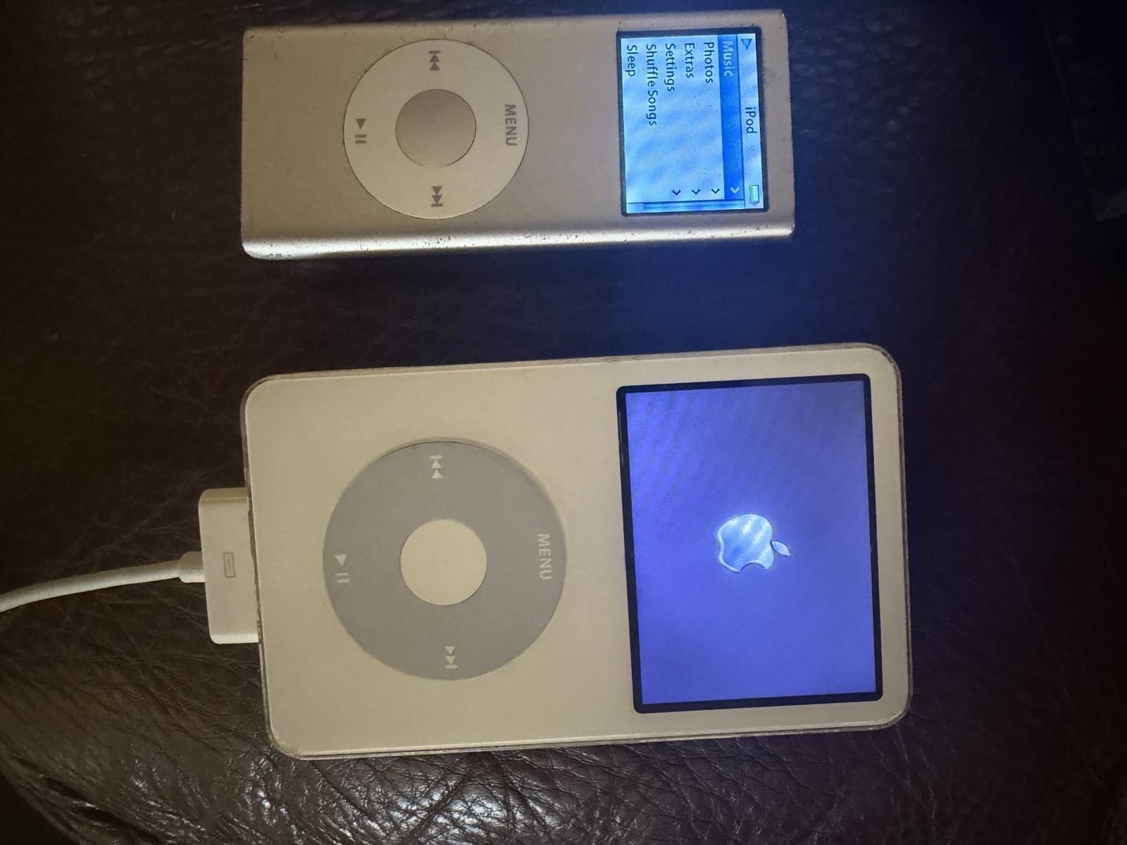 Apple Lot: iPod Video 30gb, IPad Nano 2gb, Apple AirPort Extreme