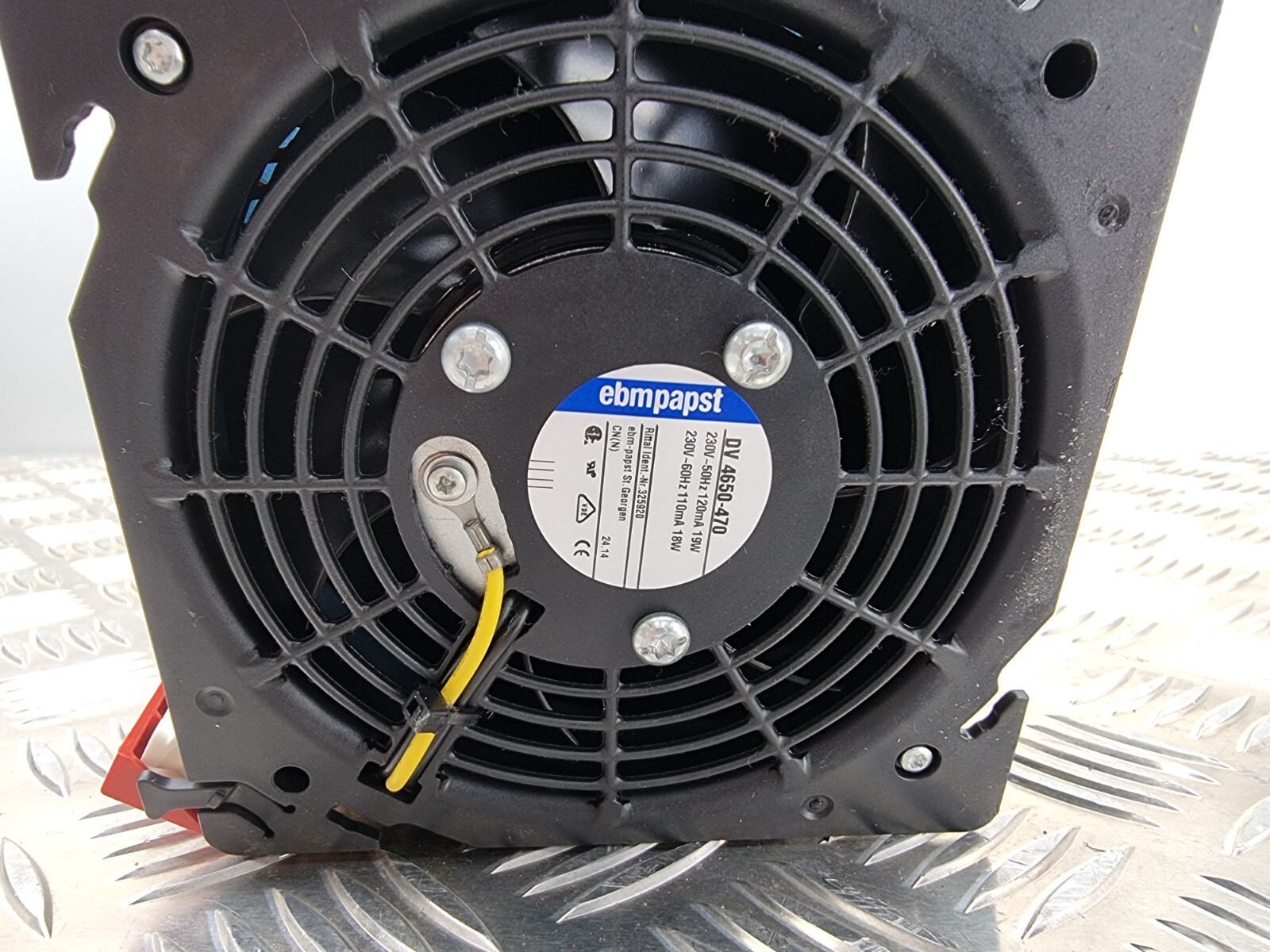 DV4650-470 Axial Cooling Fan 230VAC 120 or 110mA 120x120x38MM Cabinet Fan