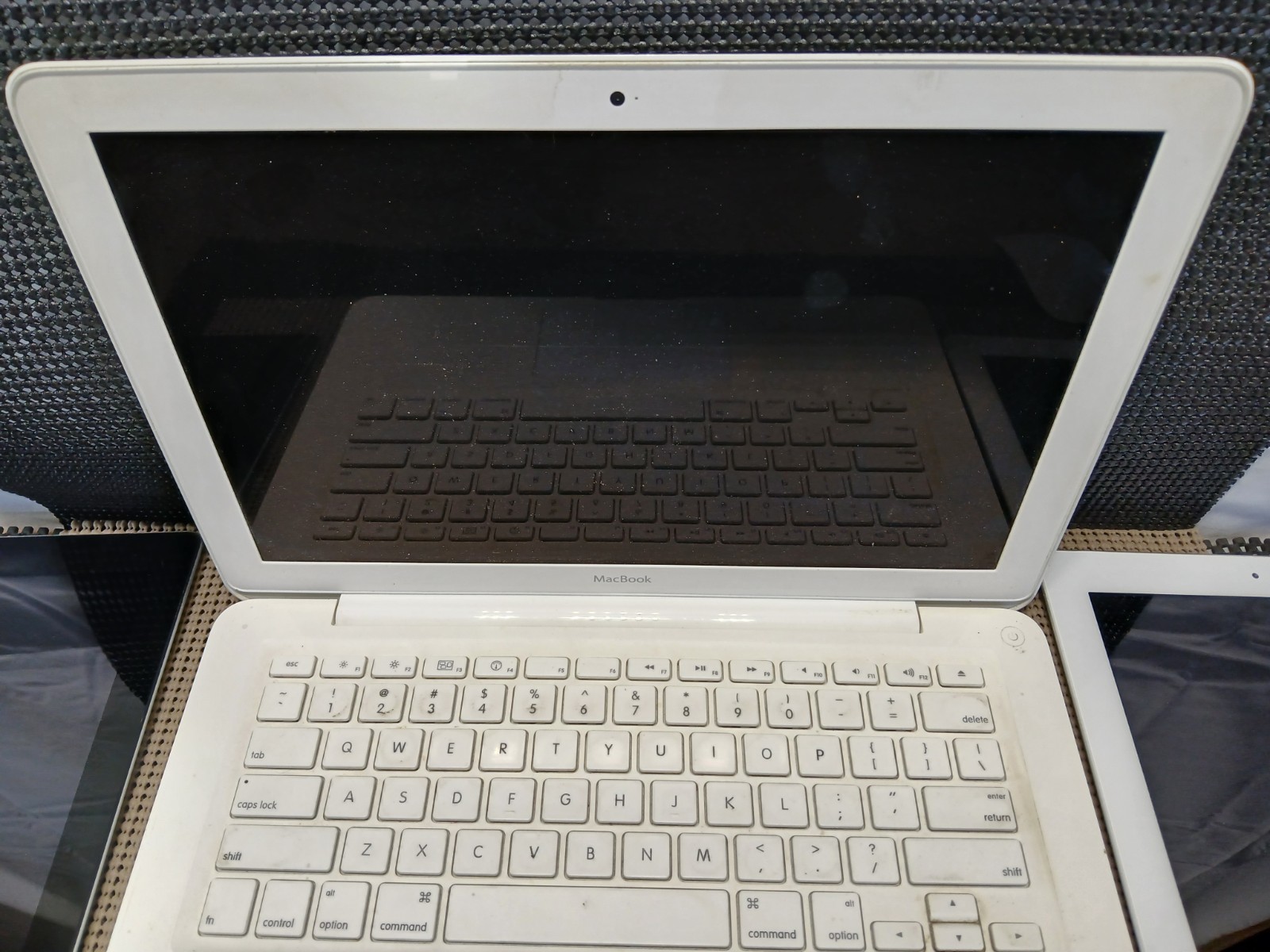 JUNK LOT OF 10*APPLE*MAC BOOK/IPADS/IPHONE/IPOD/ACCS*SP*ID*NT*MP*SAI