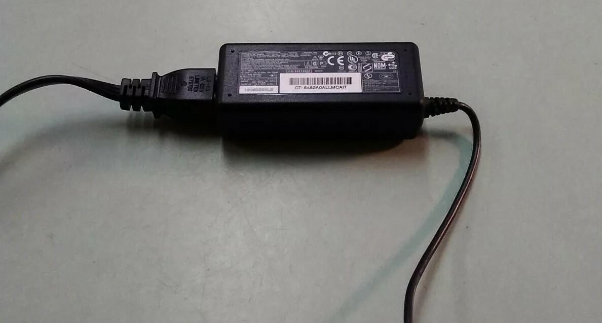 Compaq Laptop Charger 179725-002 PA -1500-02C 18.5V 2.7A