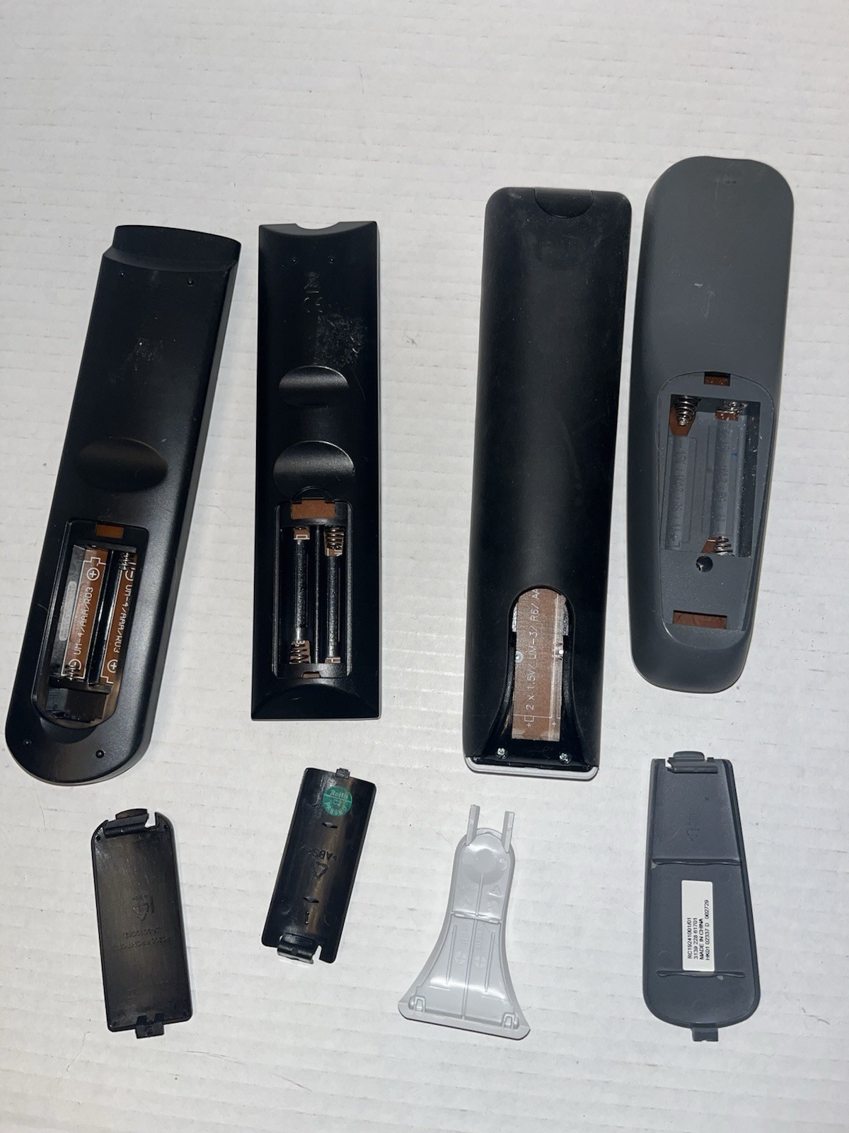 Junk Drawer Lot – 4 Remote Controls All Tested And Working Philips Direct Tv TCL