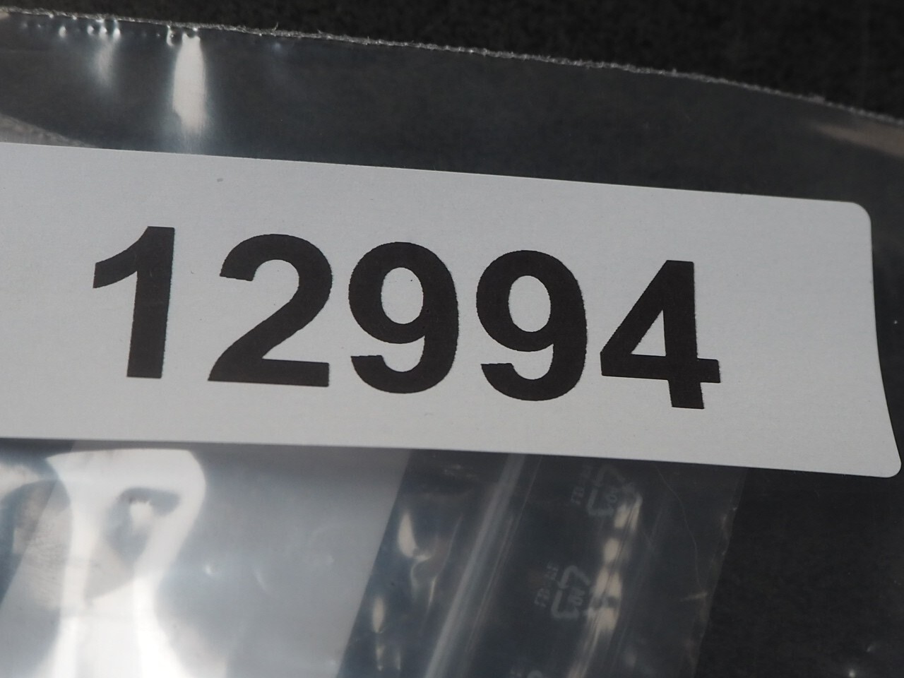 SUZUKI DR800 1992 BRACE, COWLING SIDE 94541-31D00 12994