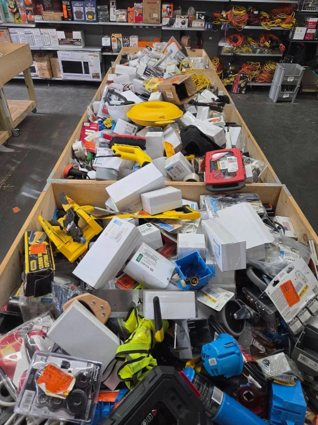 Retail Overstock Box Mixed Household Electronics Toy Beauty Merchandise