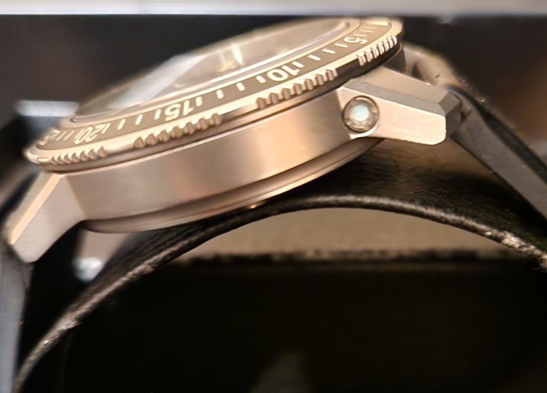 Sinn Watch EZM3 Automatic Black Date Round Dial Men’s Box Accessary Authentic