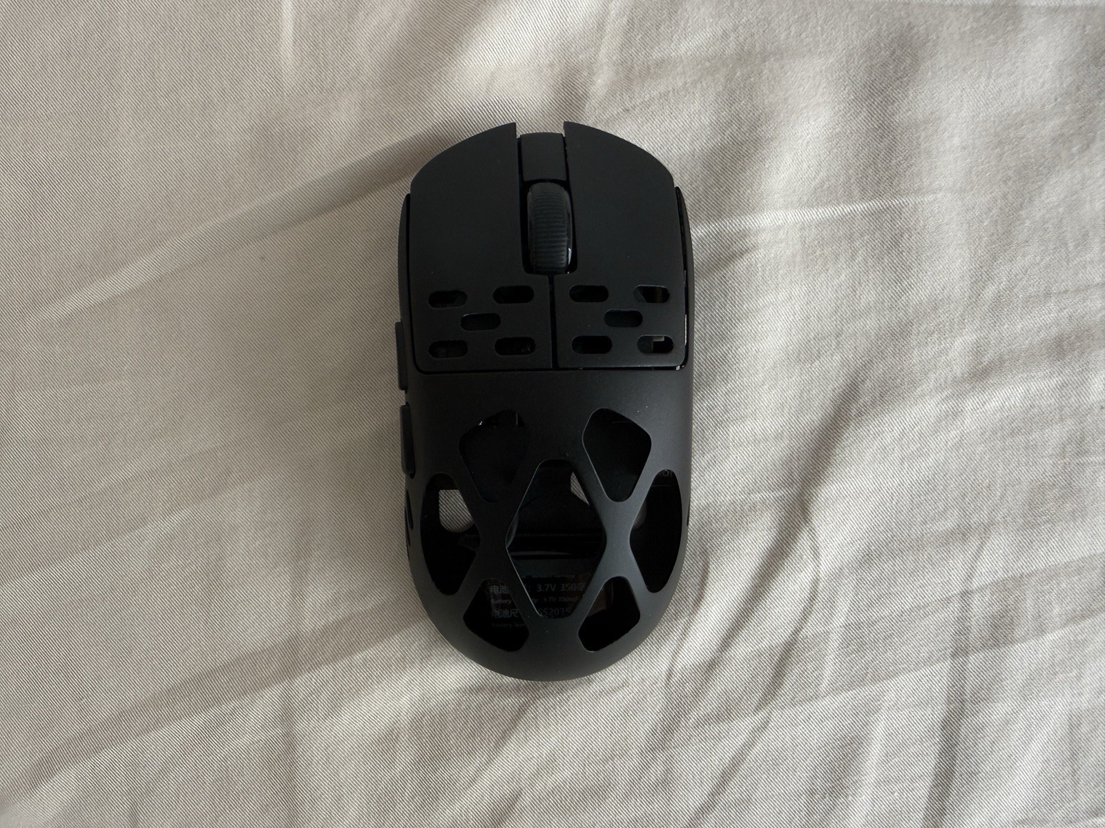 Ajazz Mouse, Gamesir Controller, Earfun Earbuds, Dual USB Cable, X-Raypad Skates