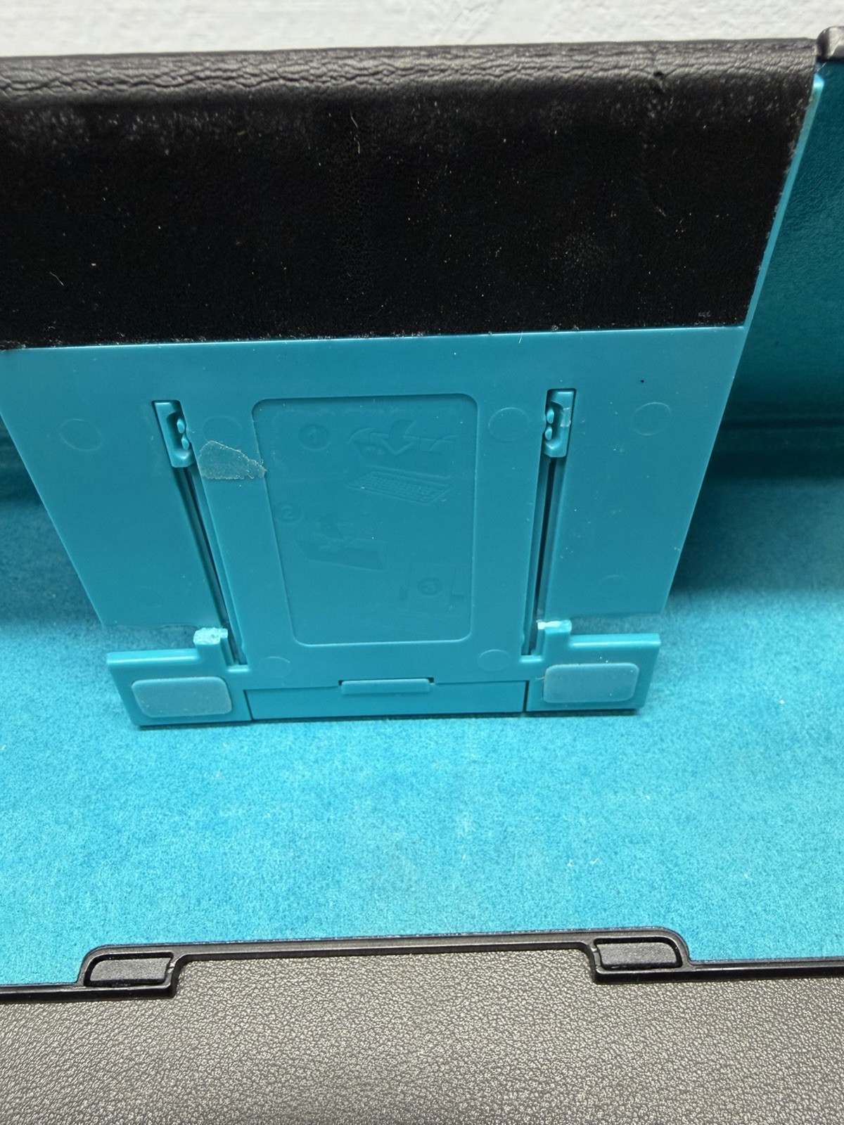 Logitech Y-R0034 Tablet Keyboard Case for iPad Android Bluetooth Wireless USED*