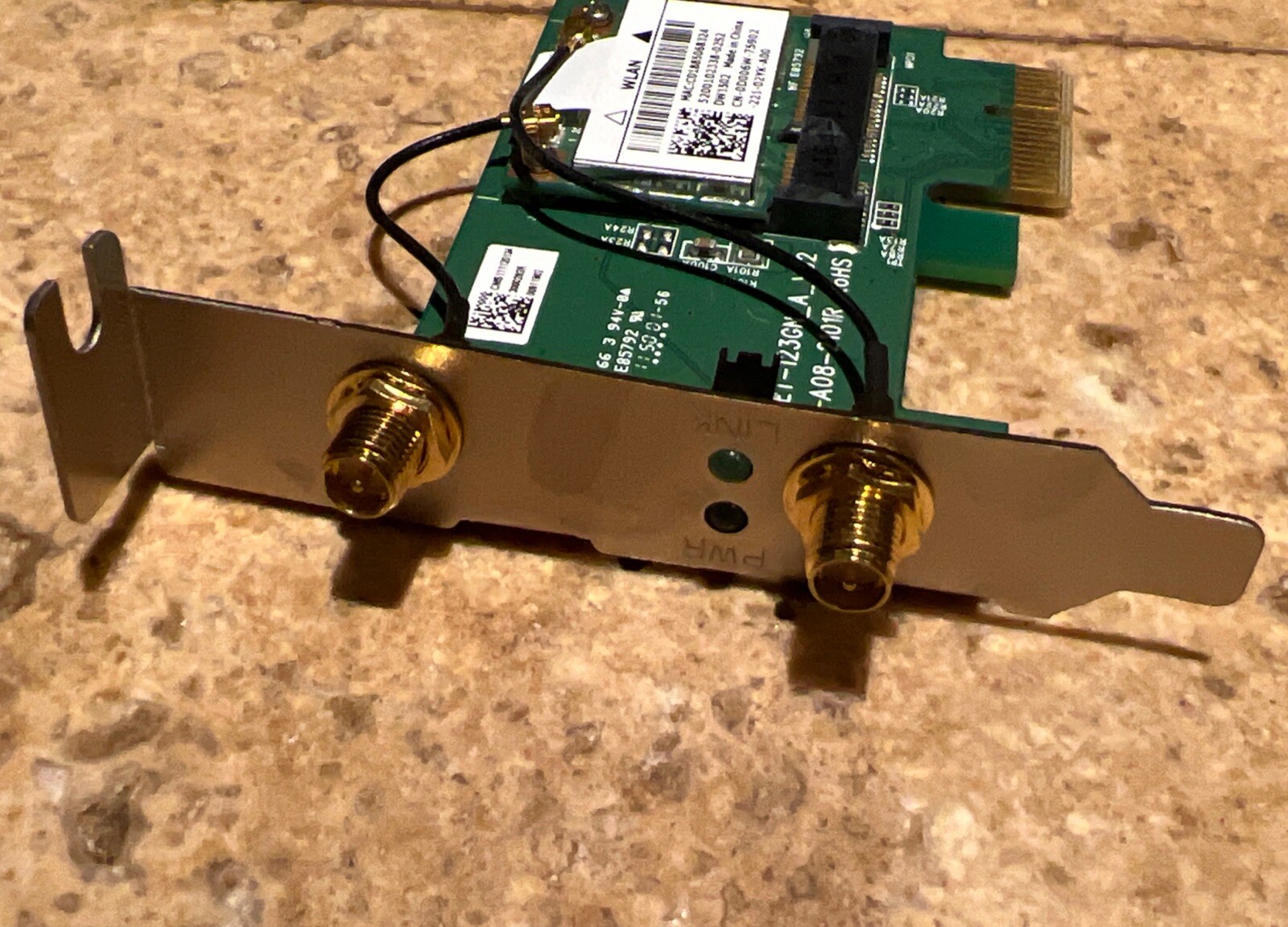 Dell WPET 123GN A V02 PCIe 19K A08 2101R WLAN Mini Card P/N: 056CGK Low Profile