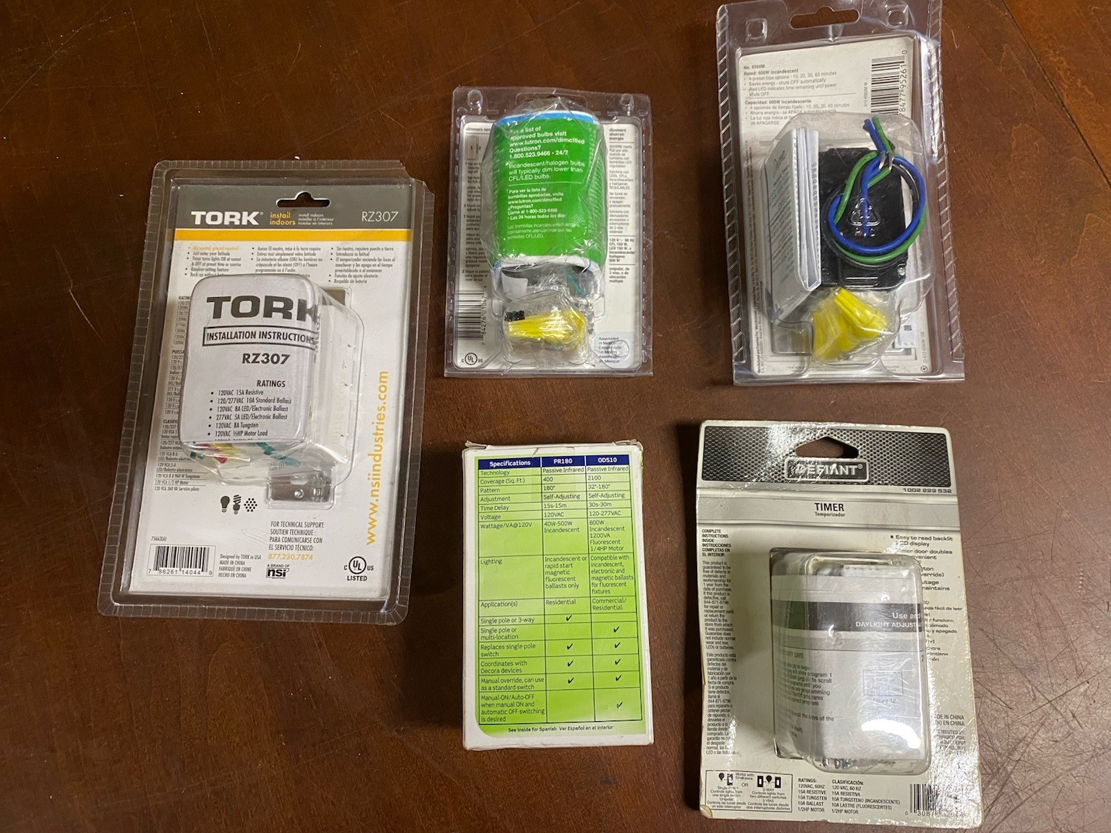 TORK Lutron Leviton Defiant Wall Timer Lot Digital C.L. Dimmer Sensor 3-Way