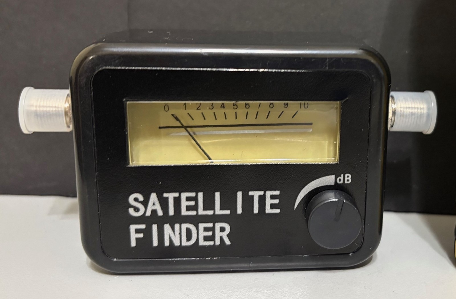 SMALL TOOL PACKAGE. SATELLITE FINDER, STRAIT LINE LASER TAPE , BREAKER ID.