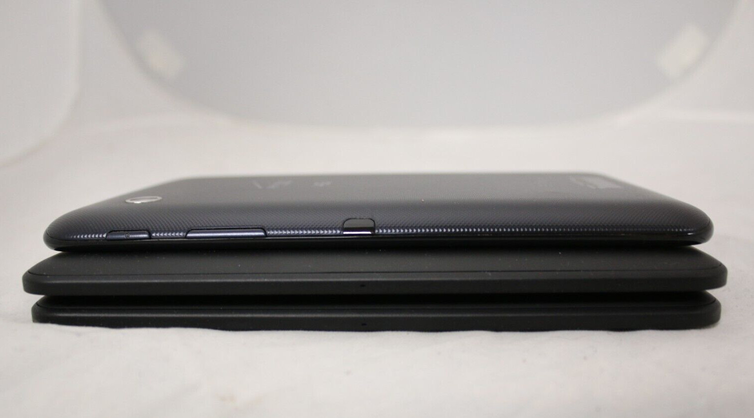 lot of three tablets (sch1705 and two x43z60’s)