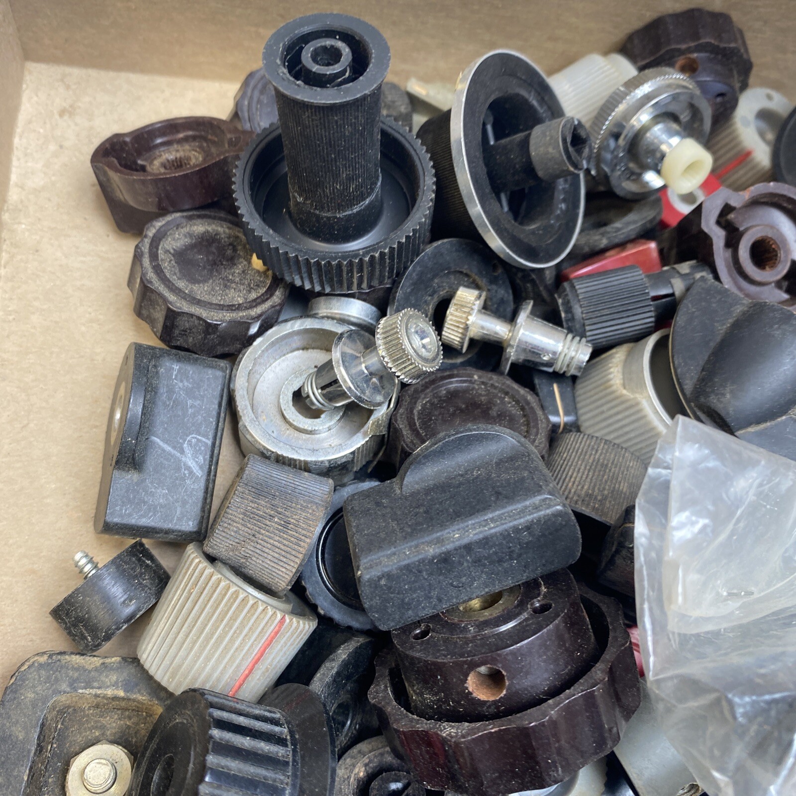 VTG Lot Of Radioknobs