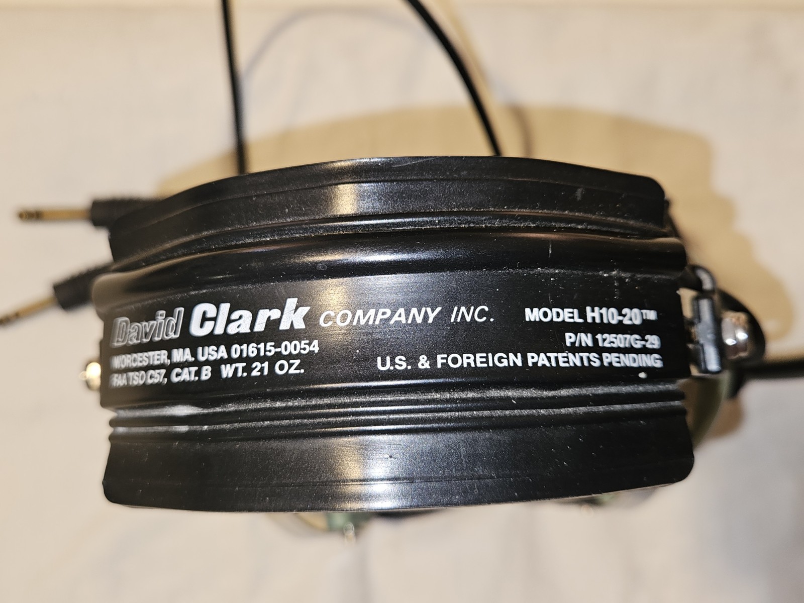 Pilots: Sporty’s SP-400 Nav/Com, David Clark Headset, Flight Bag
