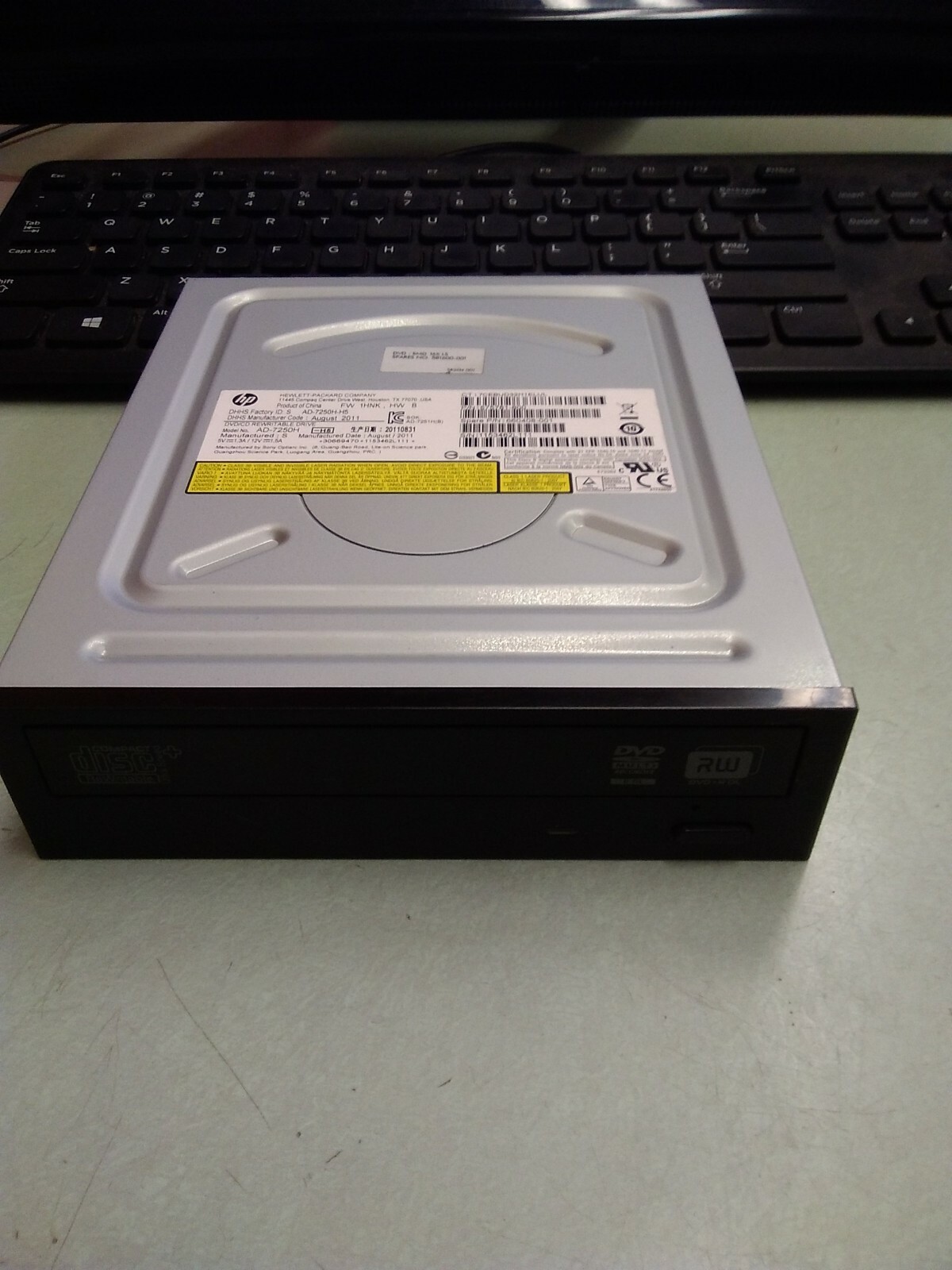 HP SATA DVD REWRITABLE PC AD-7250H-H5 PN: 575781-800 660408-001