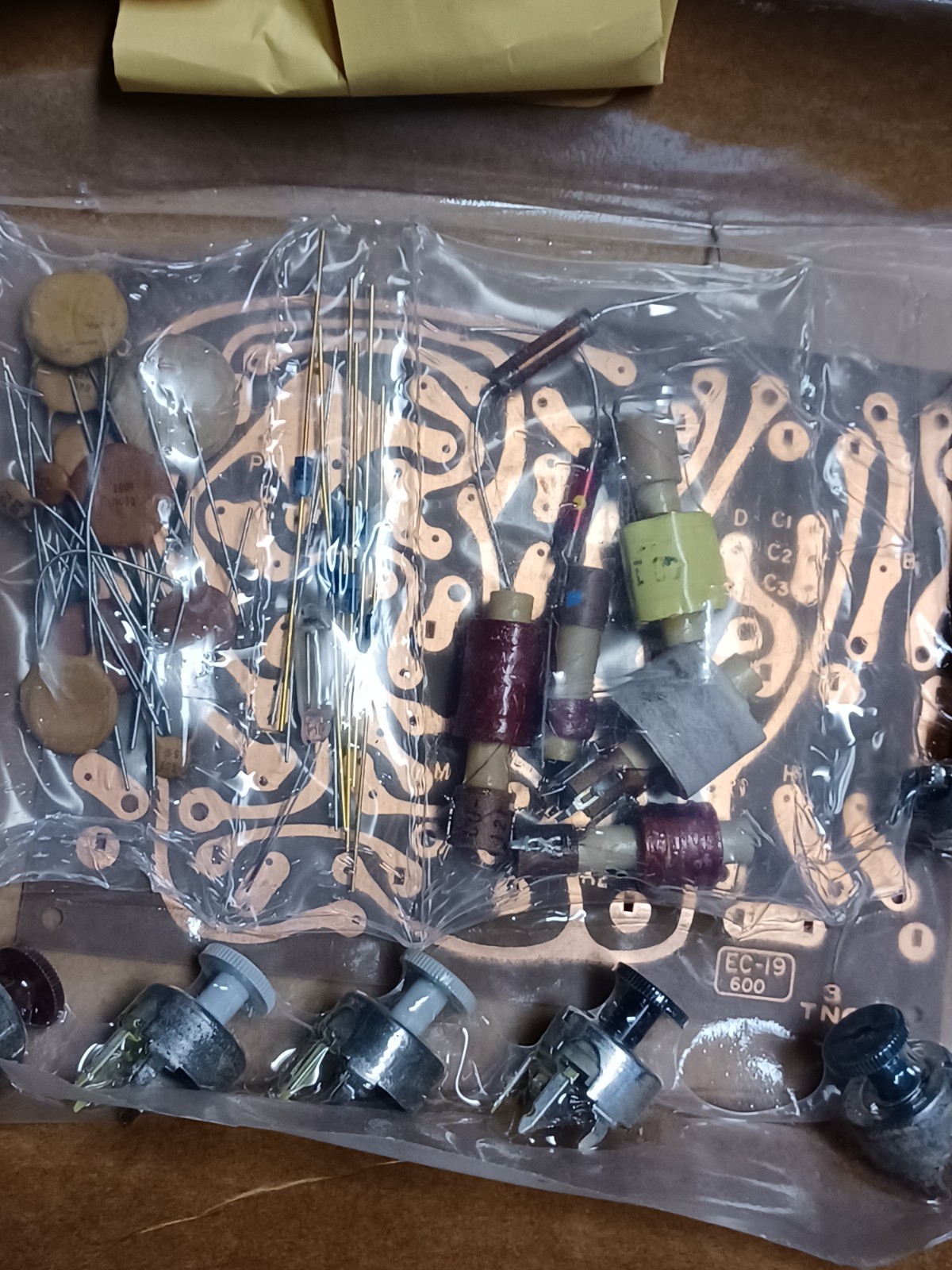 Vintage Sealed TV / Radio Electronics Set #3 NOS