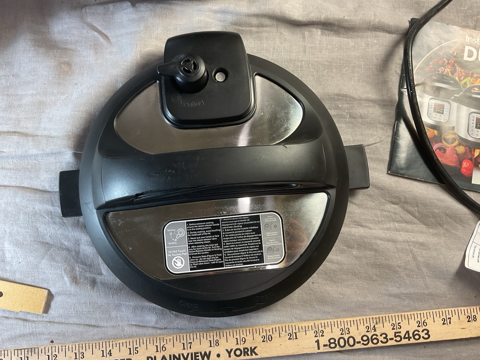 Instant Pot IP-DUO60 V3 6 Qt Electric Pressure Cooker Stainless Steel 1000W
