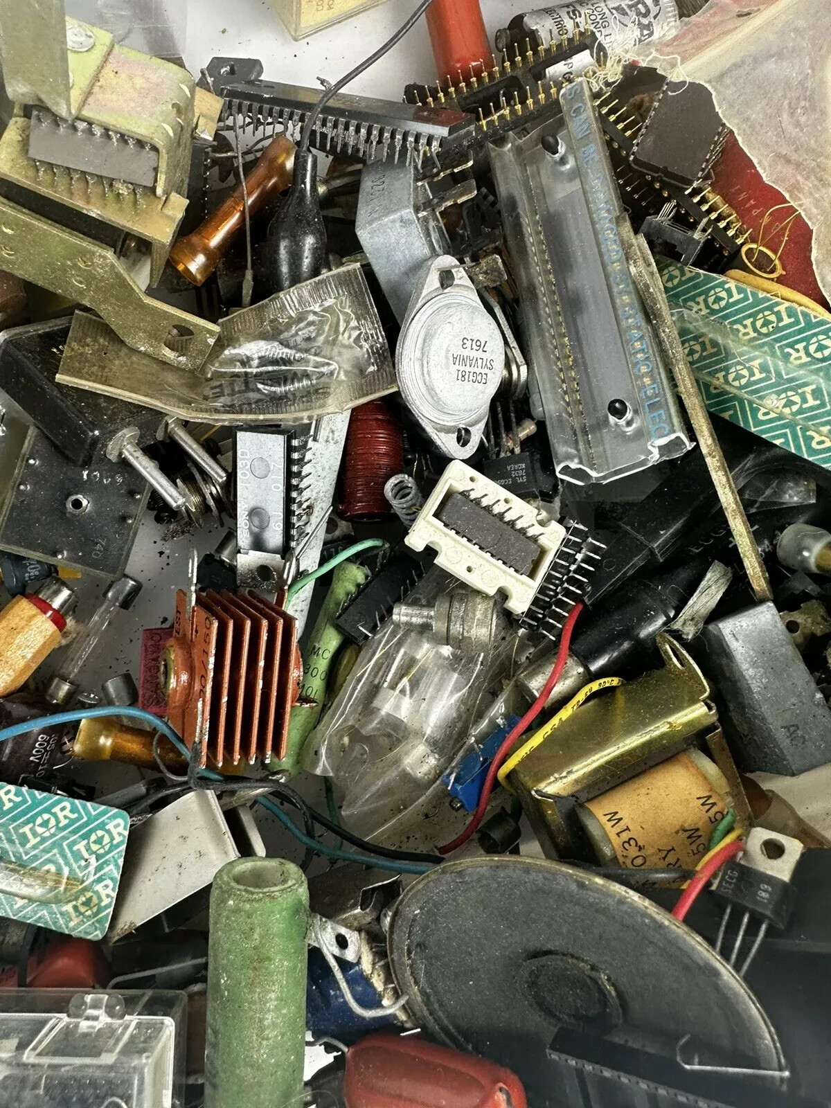 Huge Lot Of Transformers, Capacitors, Semiconductors, Transistors, IC chips, Etc