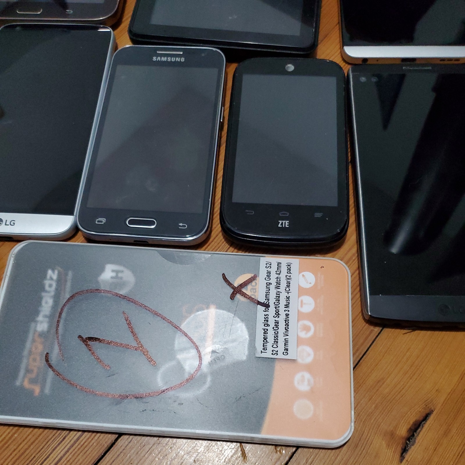 Lot of 6 phones and 2 tablets, LG, Samsung, ZTEE, RC*A