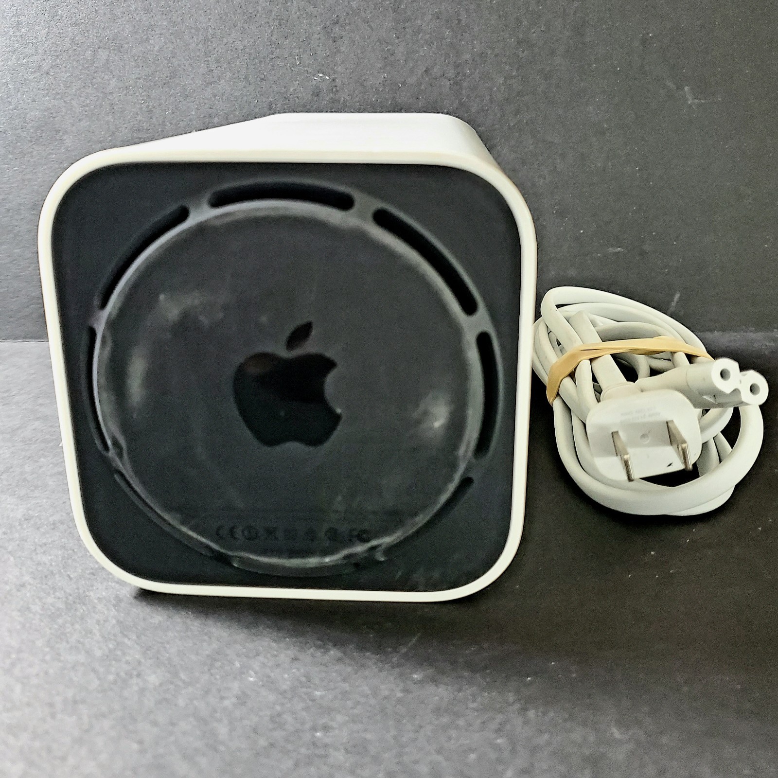 apple accessories Lot Of 10
