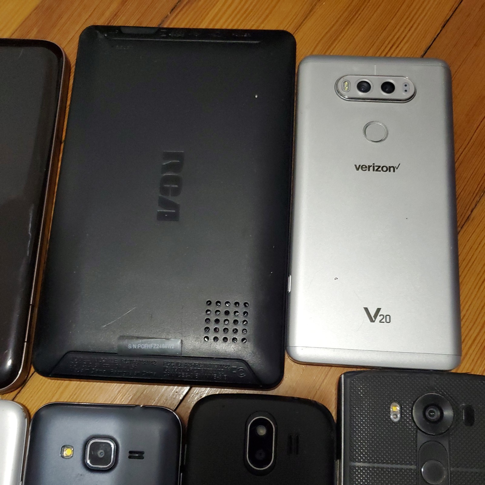 Lot of 6 phones and 2 tablets, LG, Samsung, ZTEE, RC*A