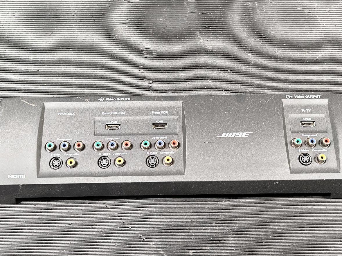 Bose Lifestyle VS-2 Video Enhancer – Used, Scratches, Fully Working