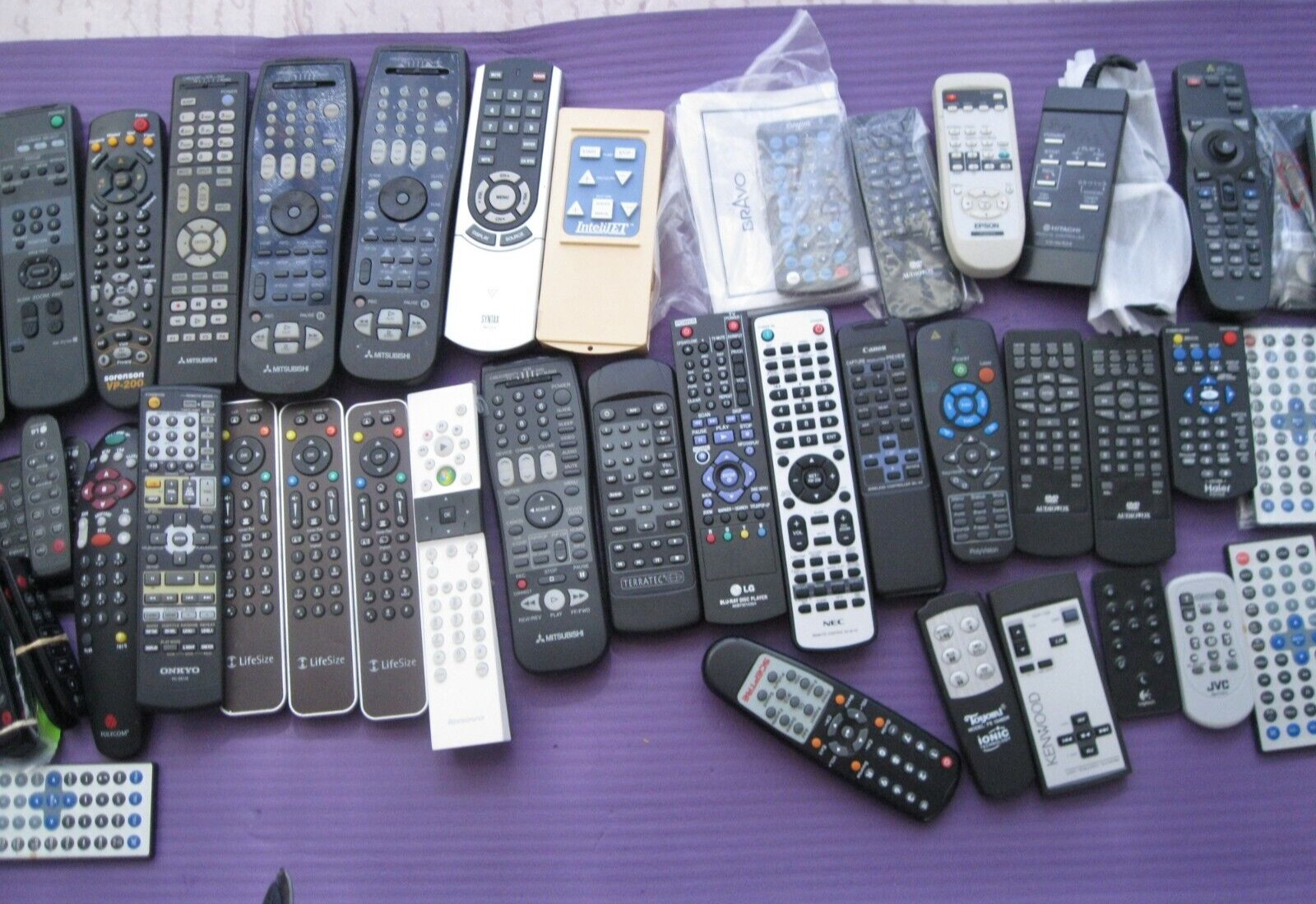 LOT OF mixed REMOTE CONTROLS ORIGINALS ONLY ABC