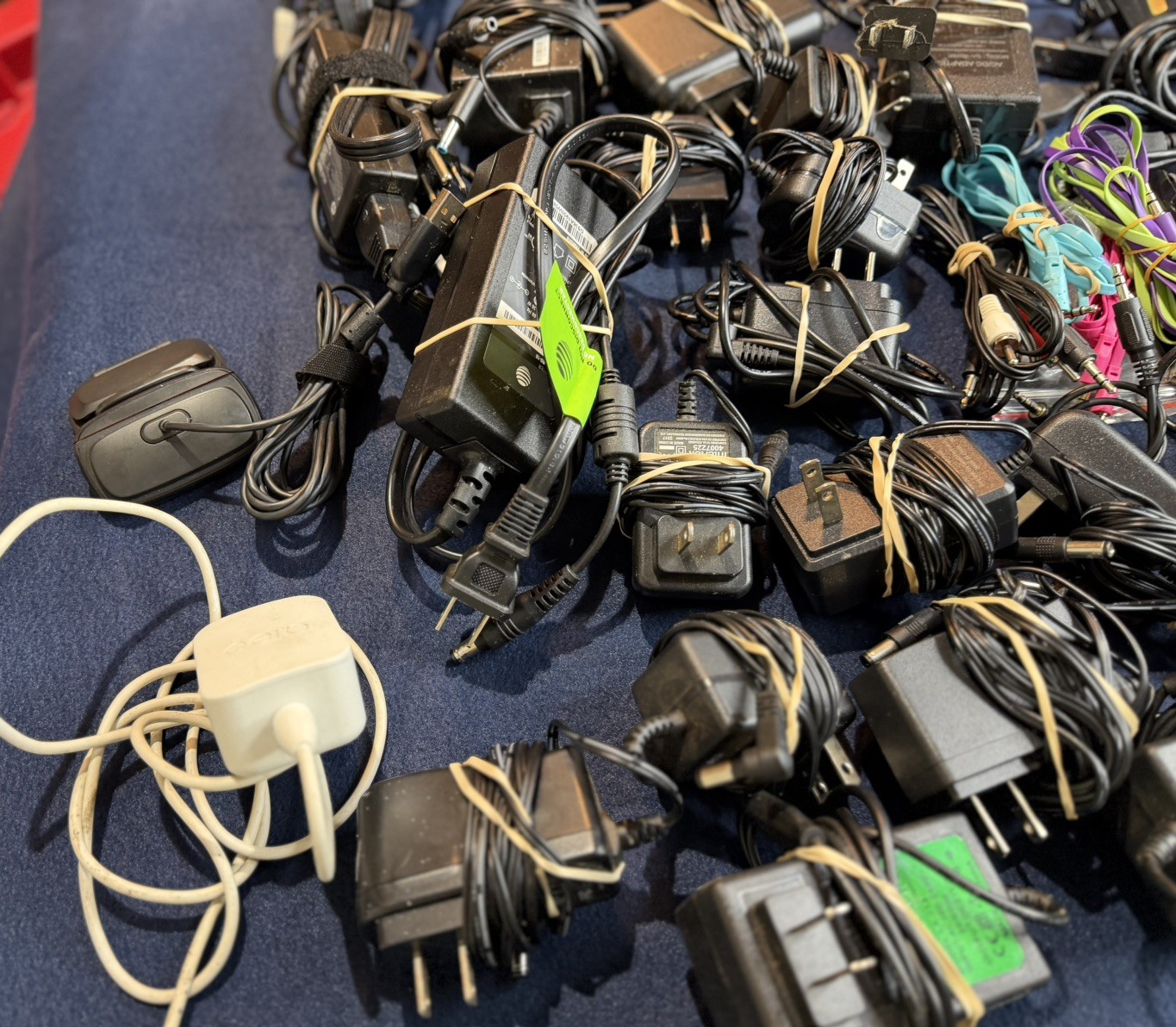 Mixed Lot of Electronics Cables, Chargers, and Power Adapters – Junk Drawer Lot