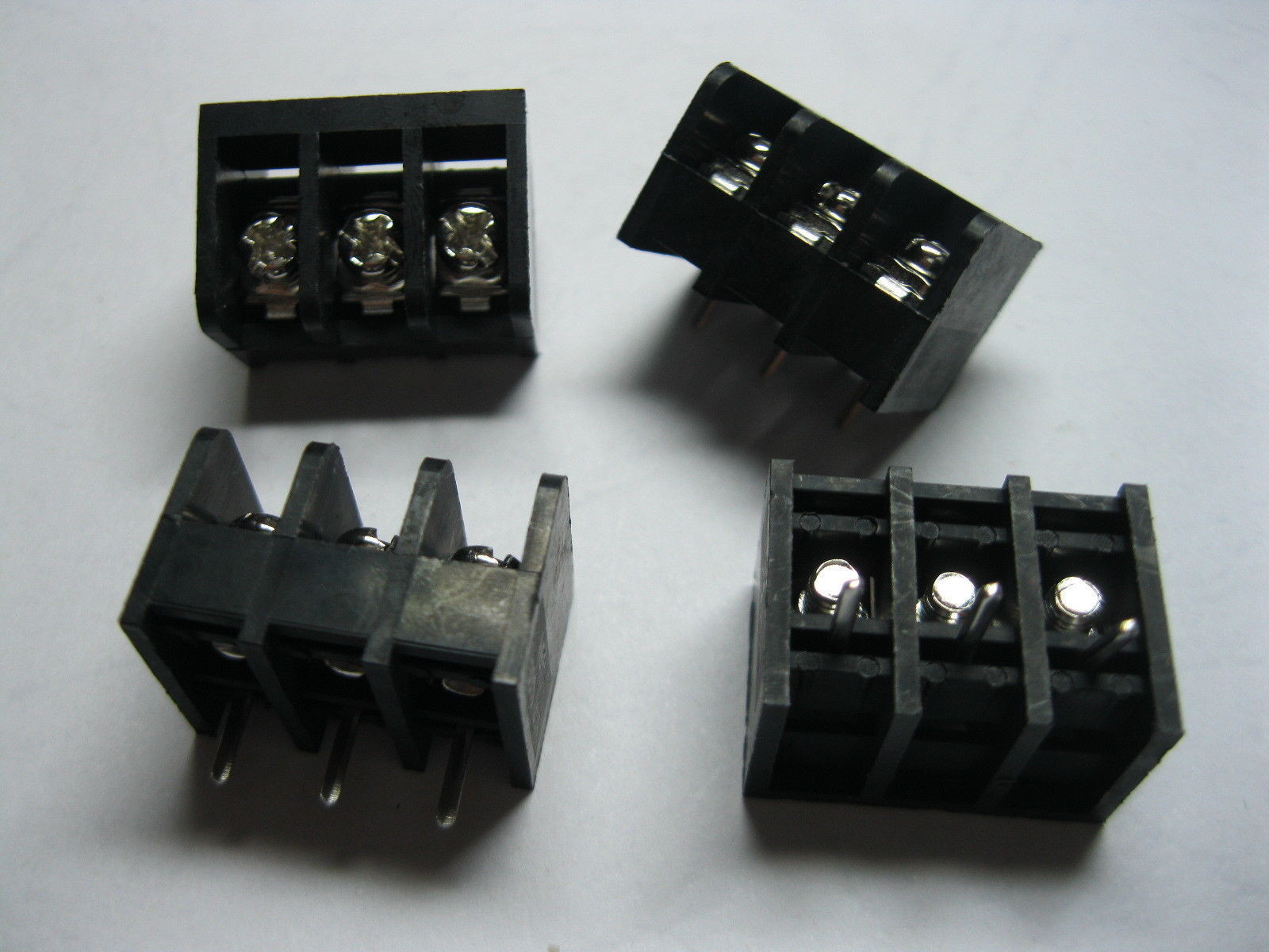 20 pcs Screw Terminal Block Connector 3 pin 6.35mm Barrier Type Black DC29B