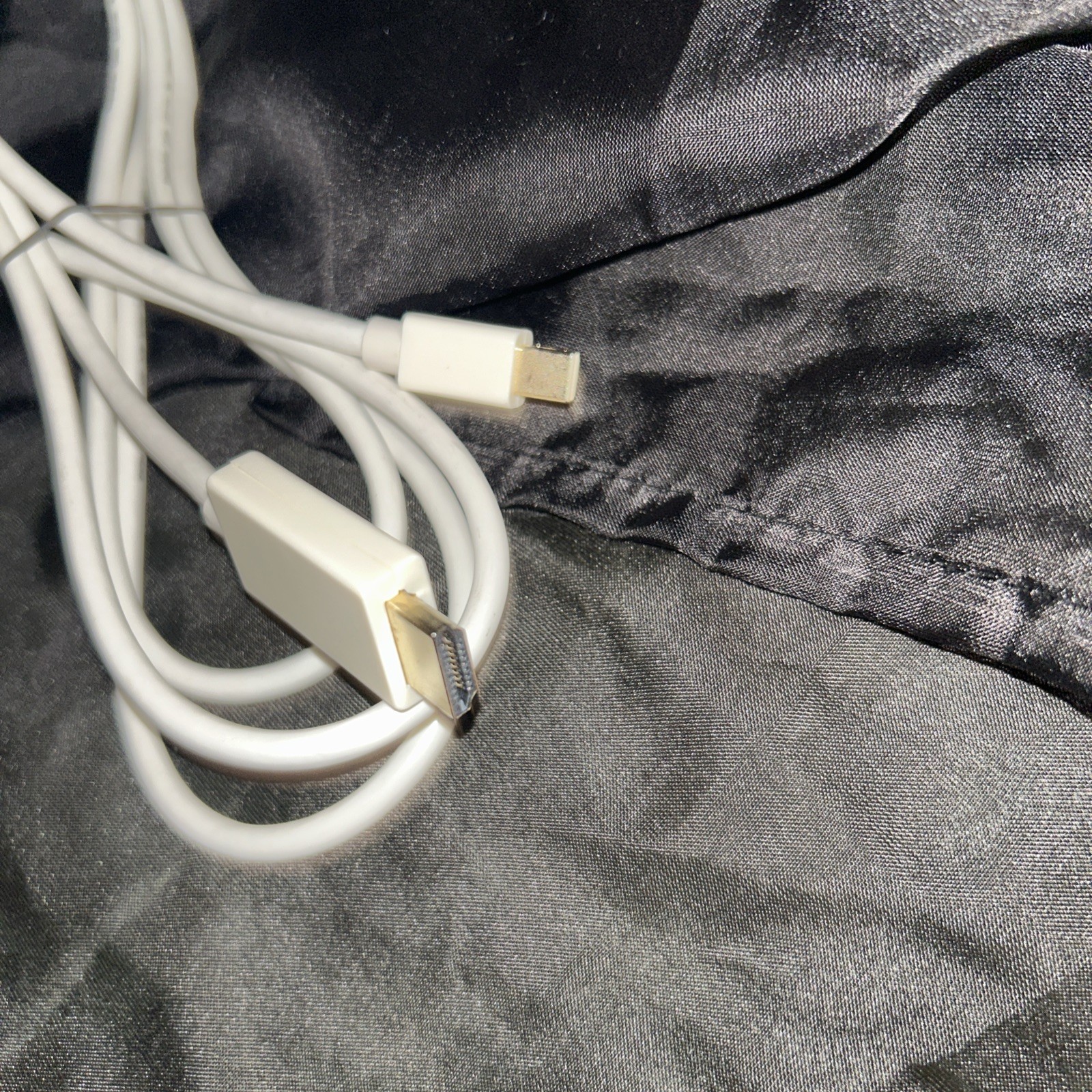 Variety Of Apple Electronic Wires , Apple iPhone, Multiple Adapters Mac Etc