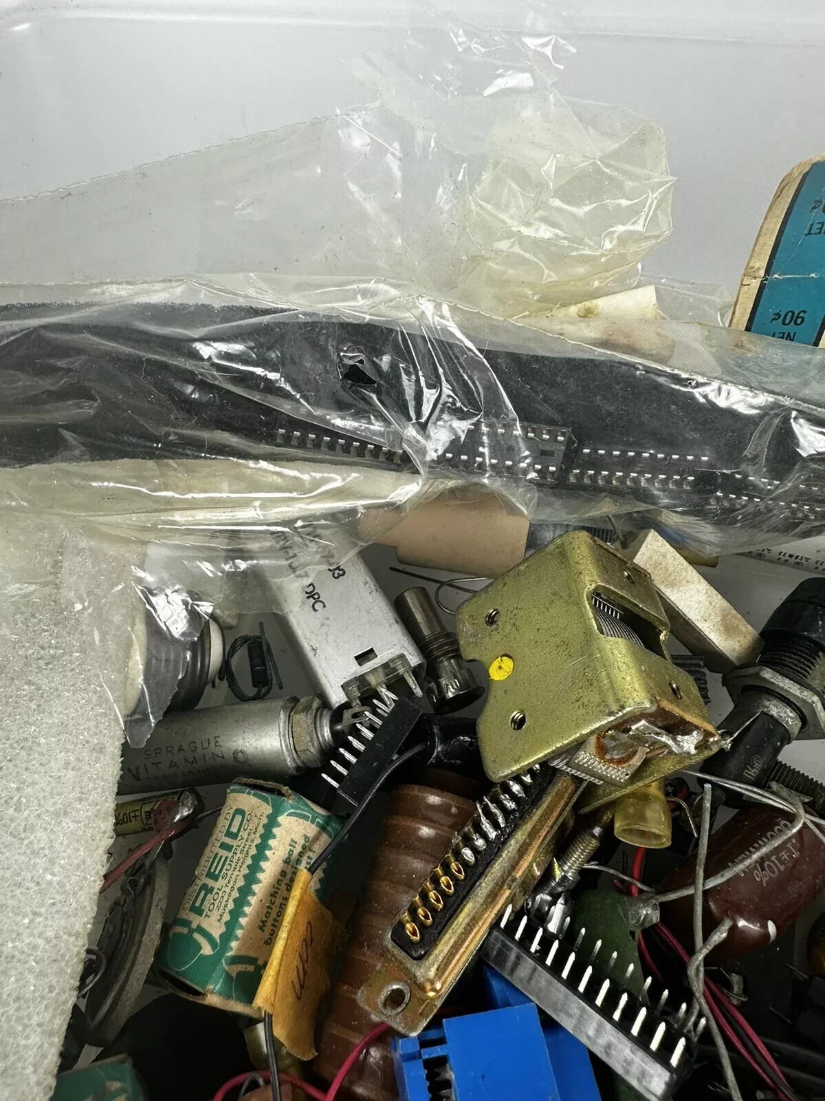 Huge Lot Of Transformers, Capacitors, Semiconductors, Transistors, IC chips, Etc