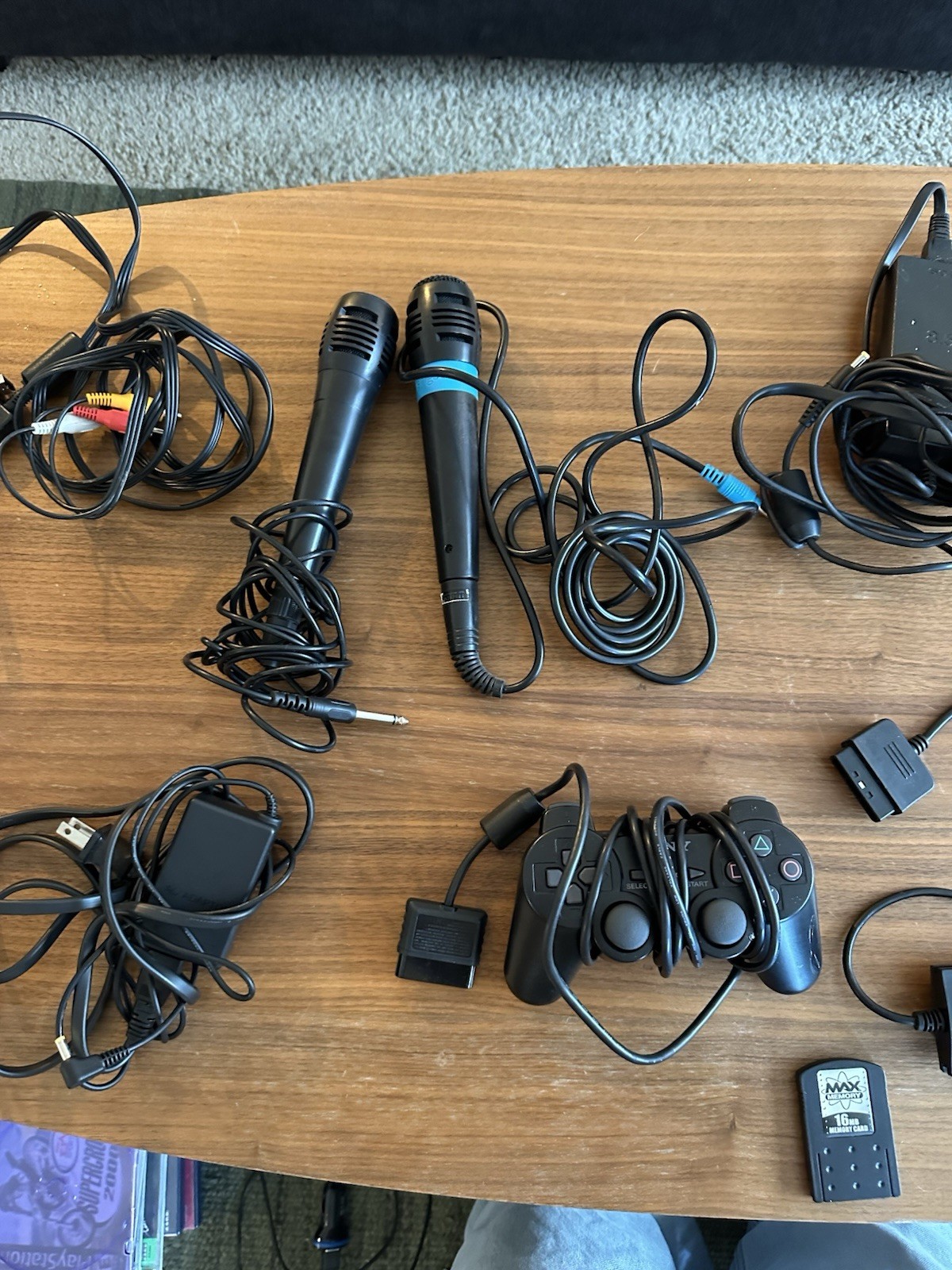 Sony PlayStation Mixed Lot – Controllers, Memory Card, Microphones, Cables