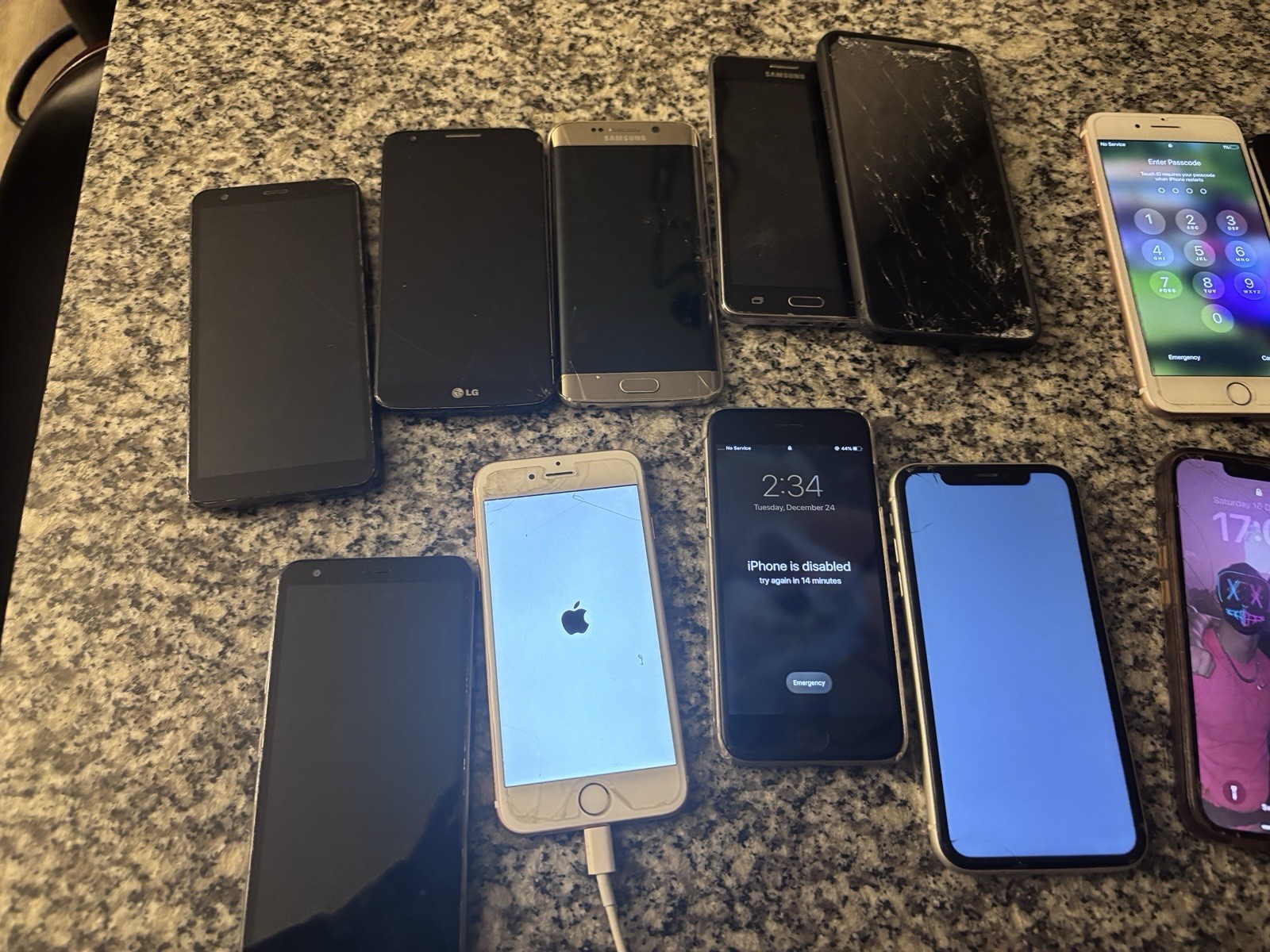 Mixed Lot of Random Electronics Used Parts or Repair Only