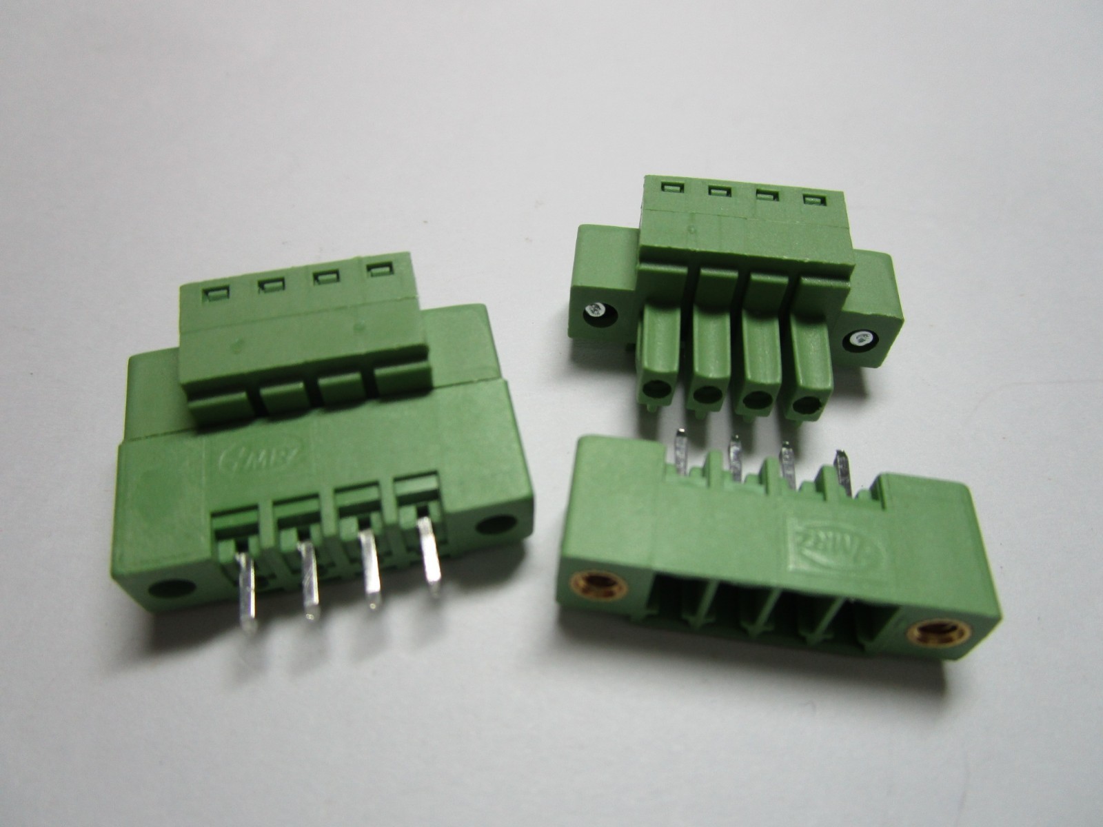 20 pcs with Embossmen Pitch 3.81mm Straight 4 pin Screw Terminal Block Connector