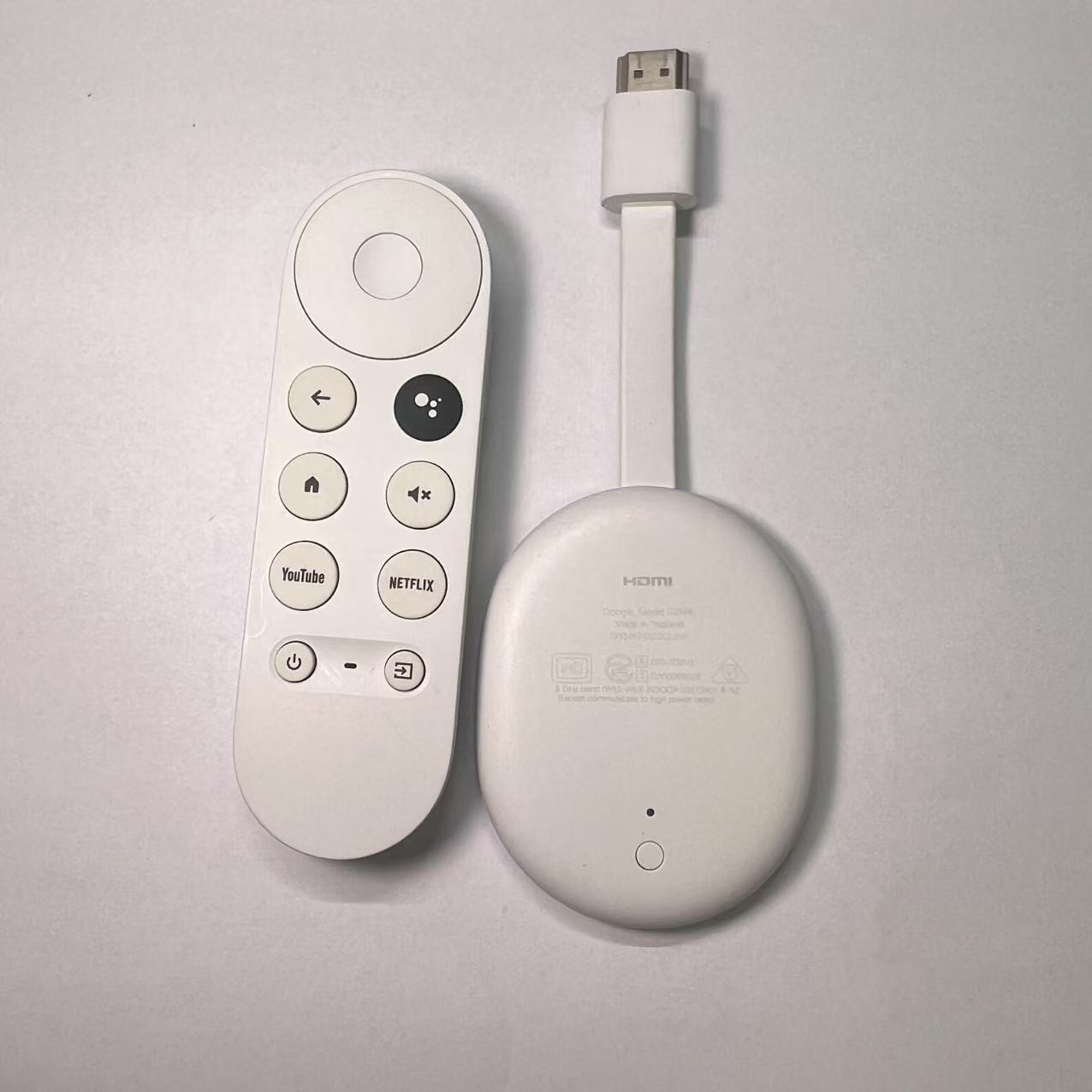 Google Chromecast with Google TV 4K – Snow.