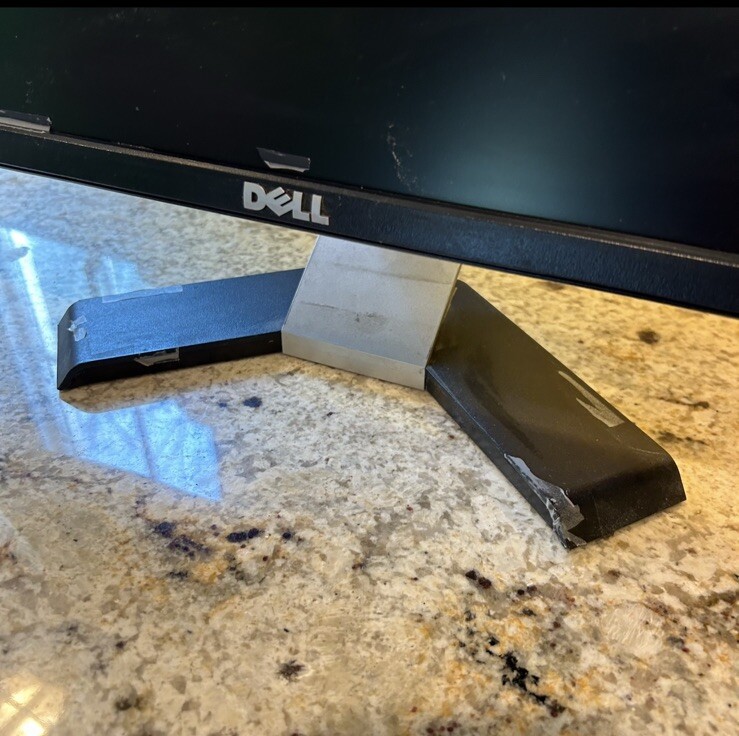 Dell PC Monitor Mixed Lot