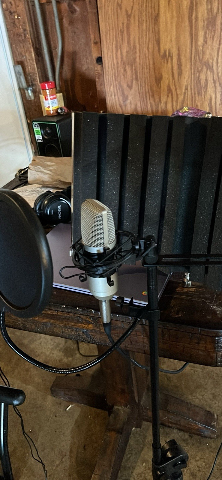 Complete studio With Laptop